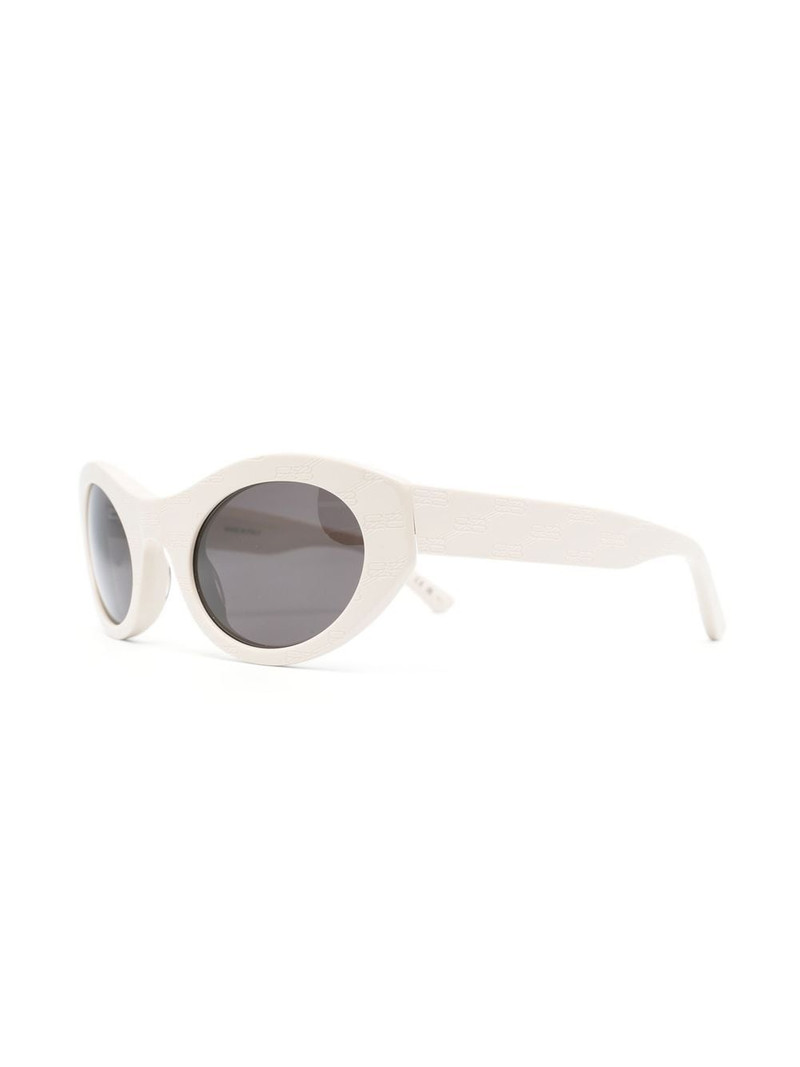 BALENCIAGA monogram cat-eye frame sunglasses outlook