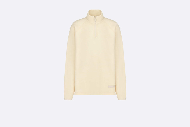 Long-Sleeved Polo Shirt 1