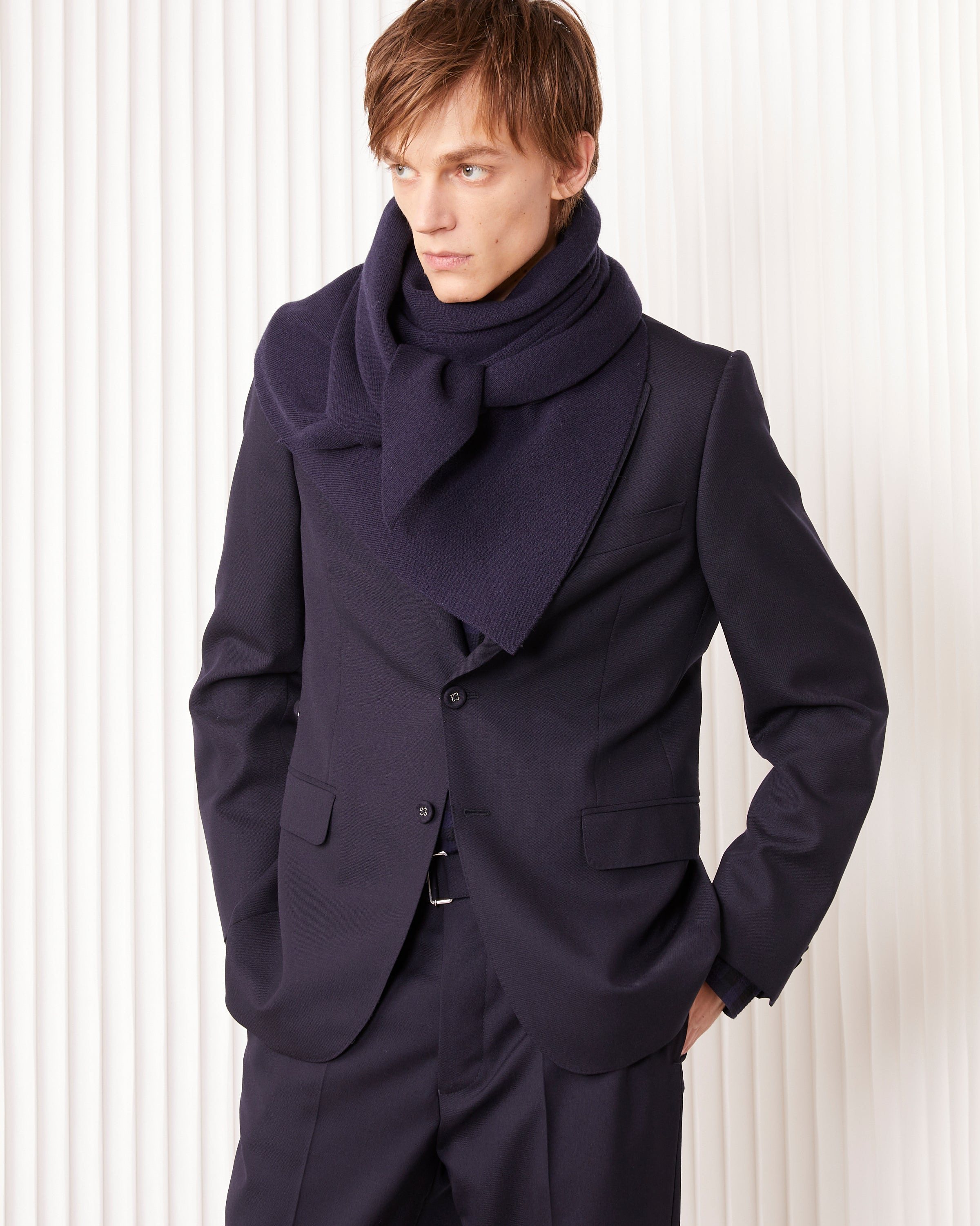 TRIANGLE SCARF - 2