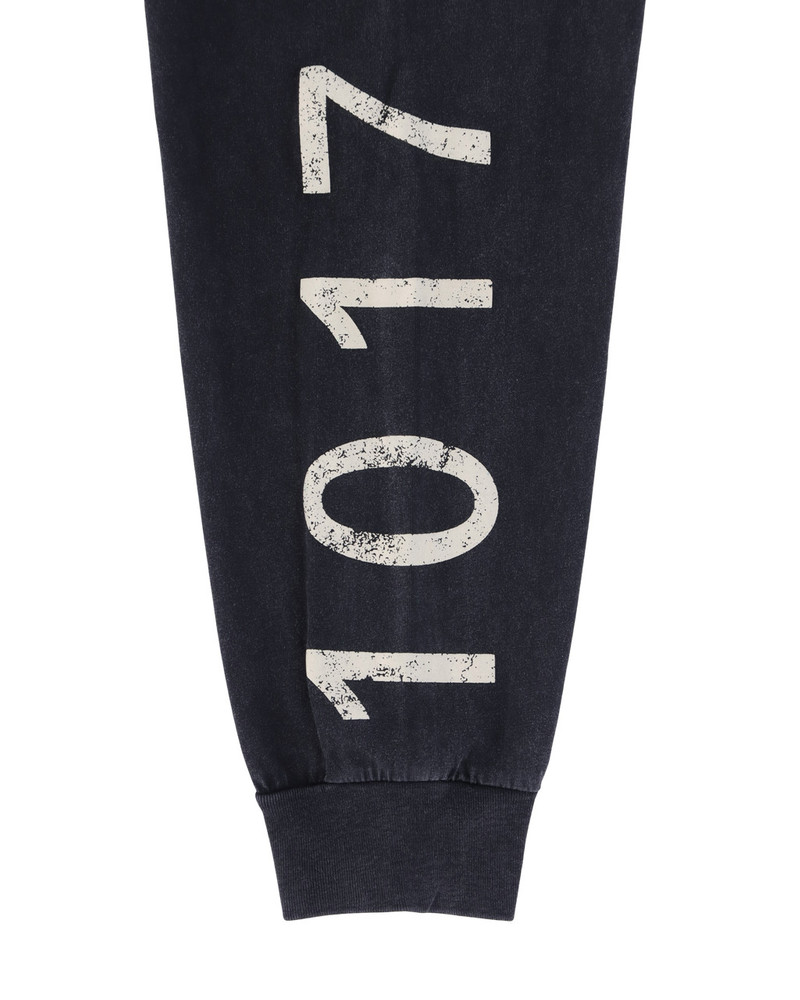 ZIP HOODIE WITH LIGTHERCAP DETAILING 5