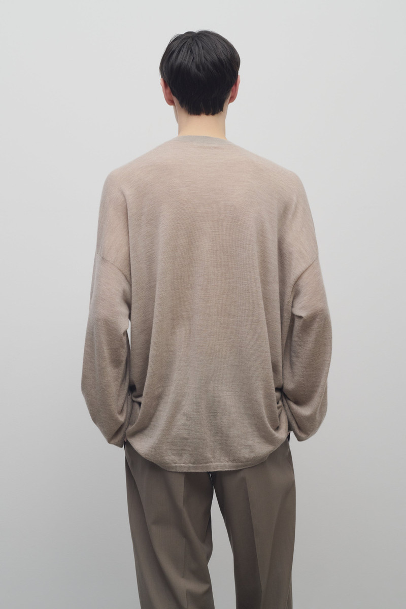 Akito Top in Cashmere 5