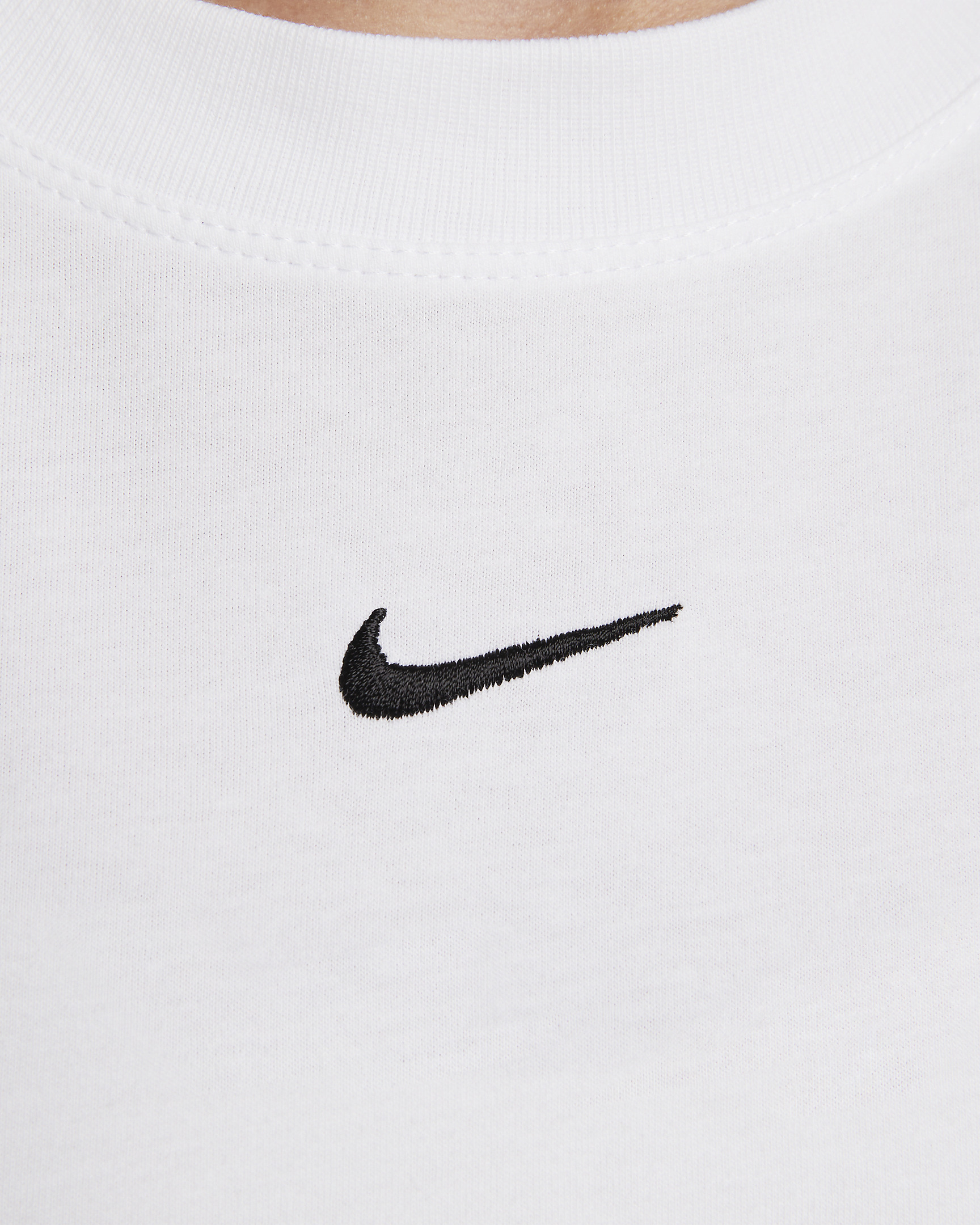 Nike Sportswear Essential Women's T-Shirt - 4