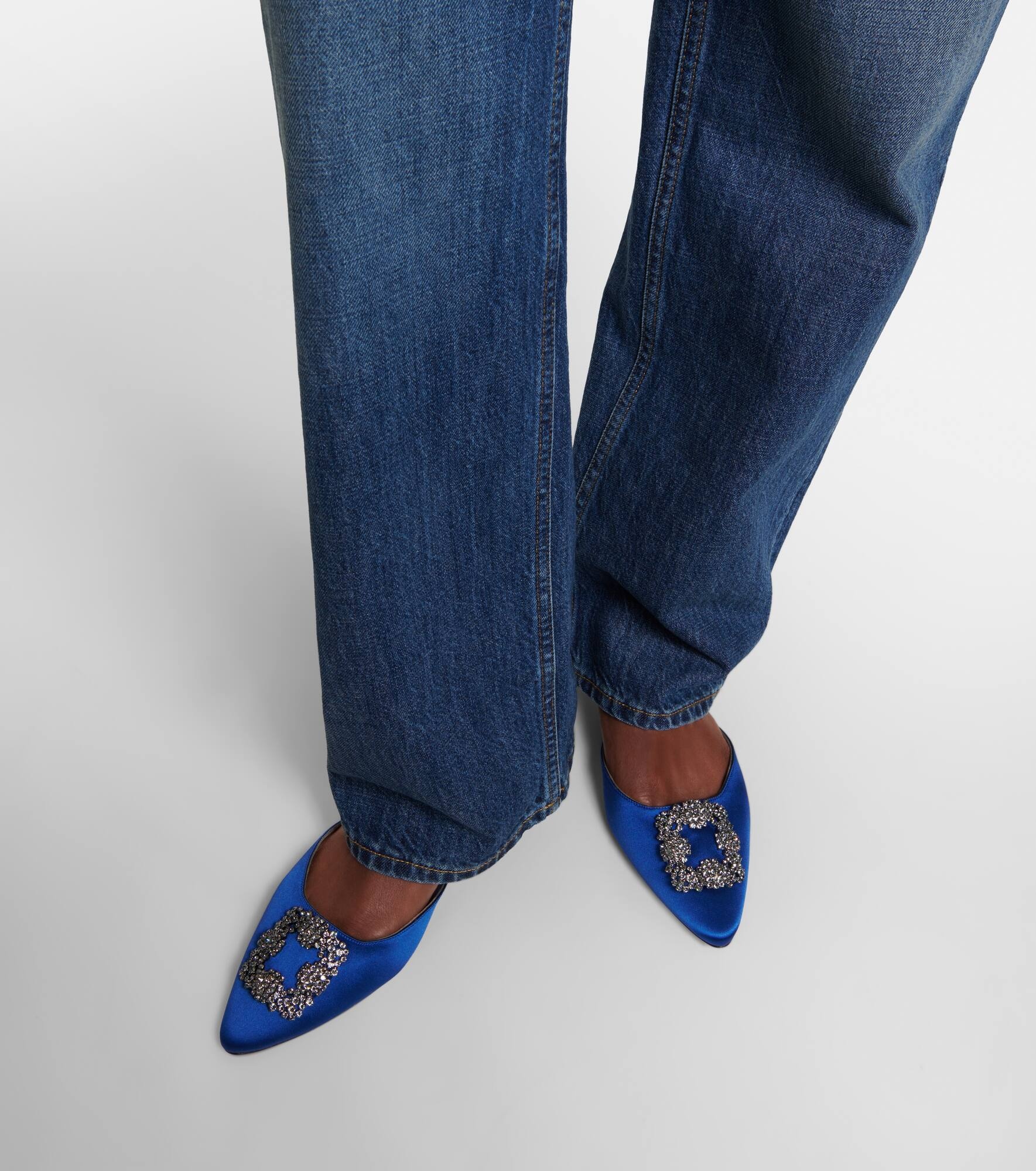 Hangisimuflat embellished satin mules - 7