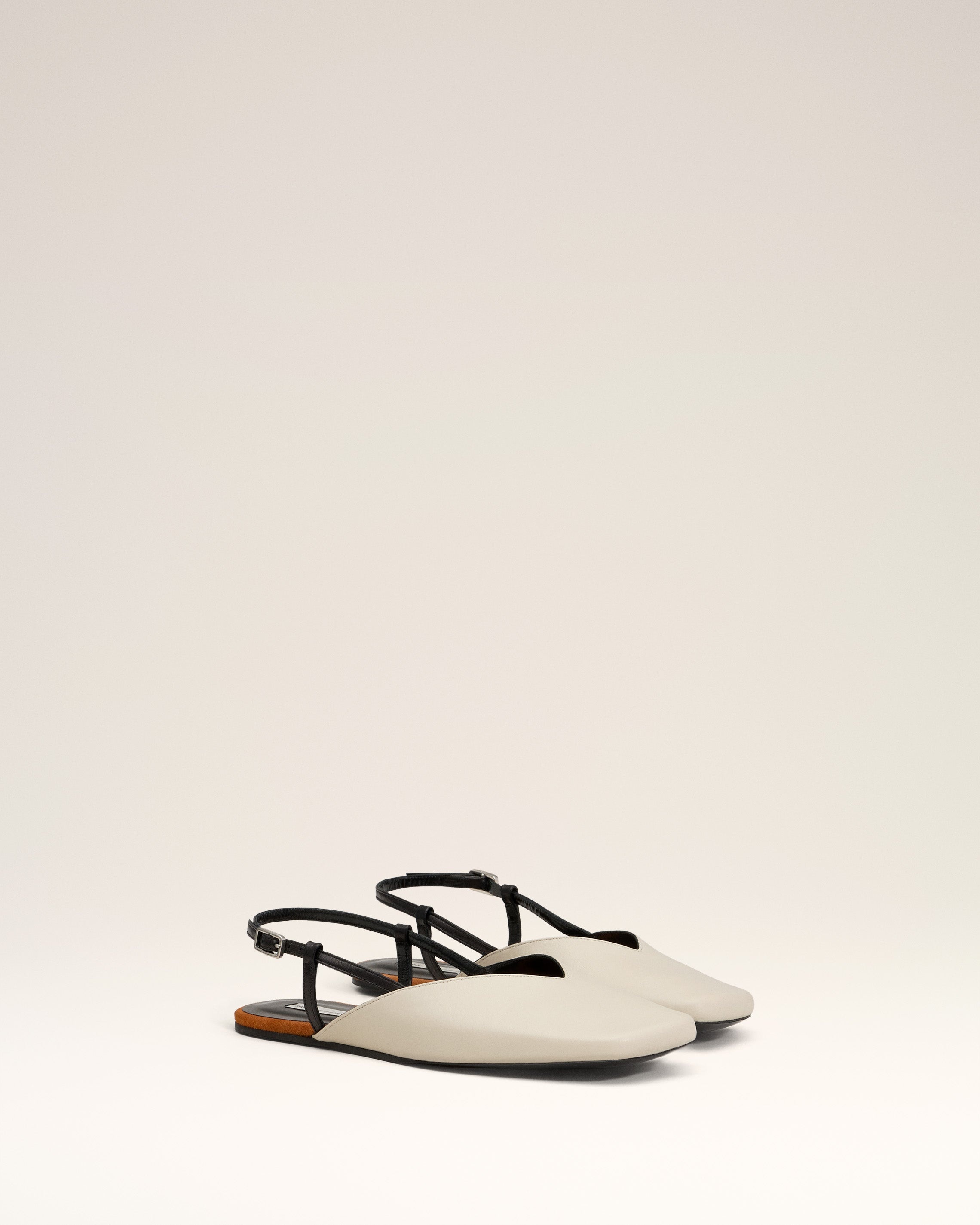 BEIGE LEATHER SLINGBACKS - 3