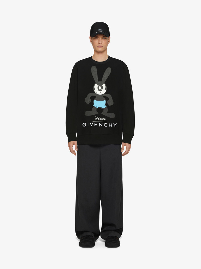 Givenchy OSWALD CLASSIC FIT SWEATSHIRT outlook