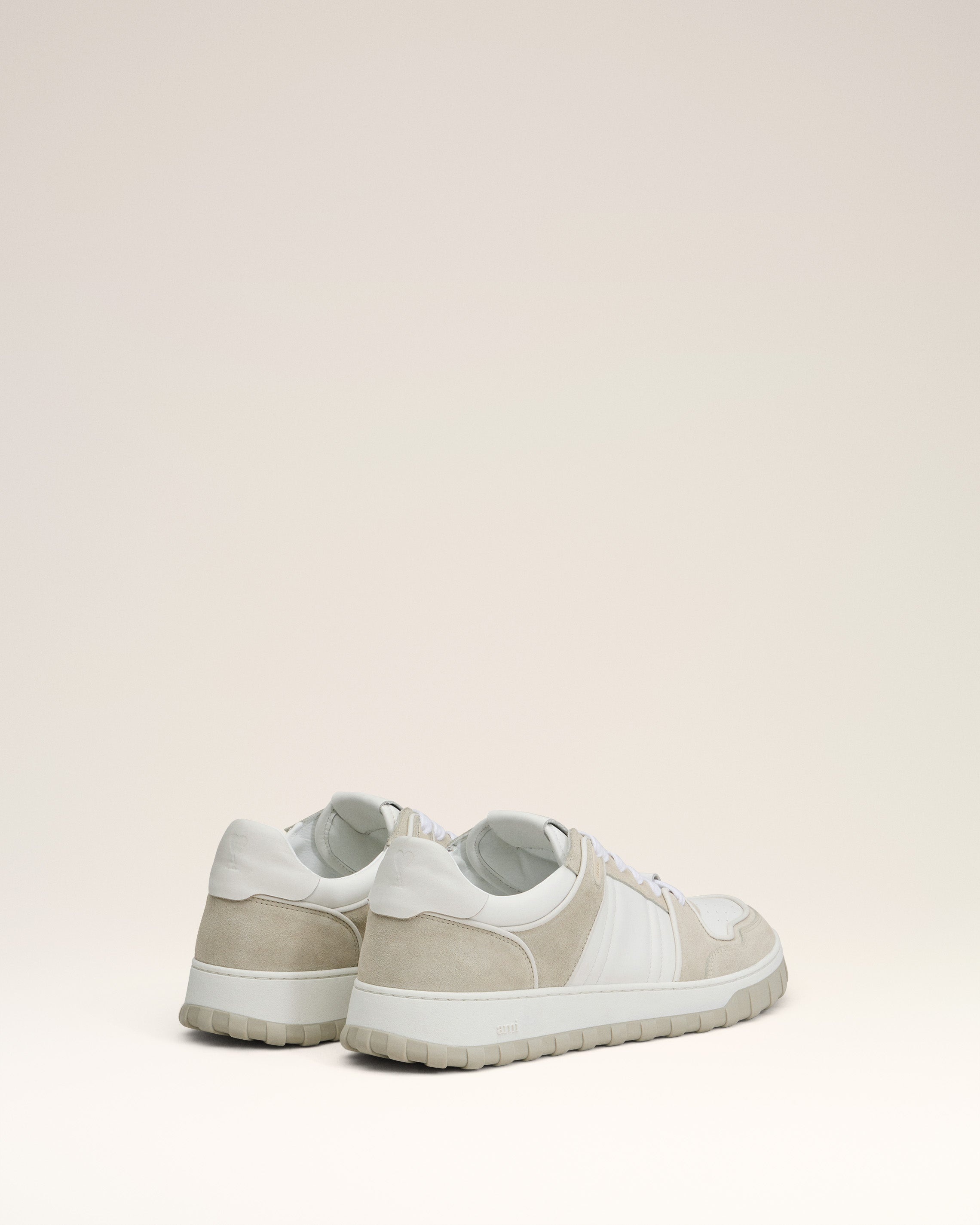 【AMI PARIS】NEW LACE UP ARCADE SNEAKERS◆USN429CV0002 Ami Paris New Arcade Sneaker White - Beachim
