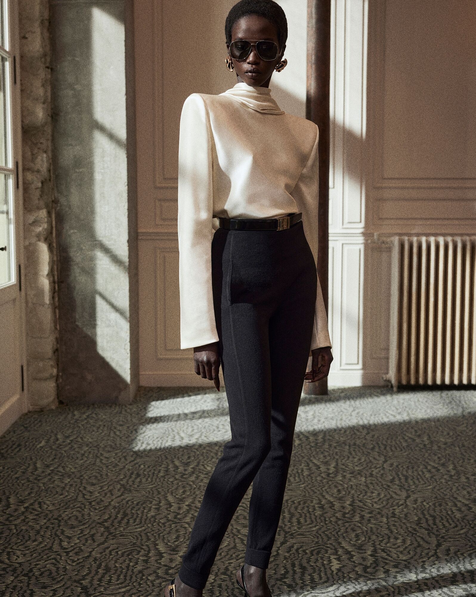 ボトムスその他 Saint Laurent Black cashmere leggings (765442YALL2 1000) Saint Laurent high-waisted Cashmere Leggings | Black | FARFETCH