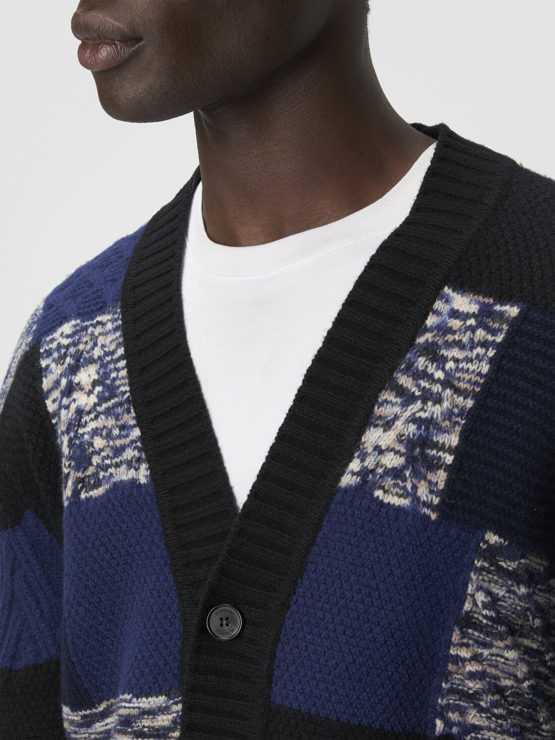 The cardigan in pure wool with flame and zigzag inserts - 5