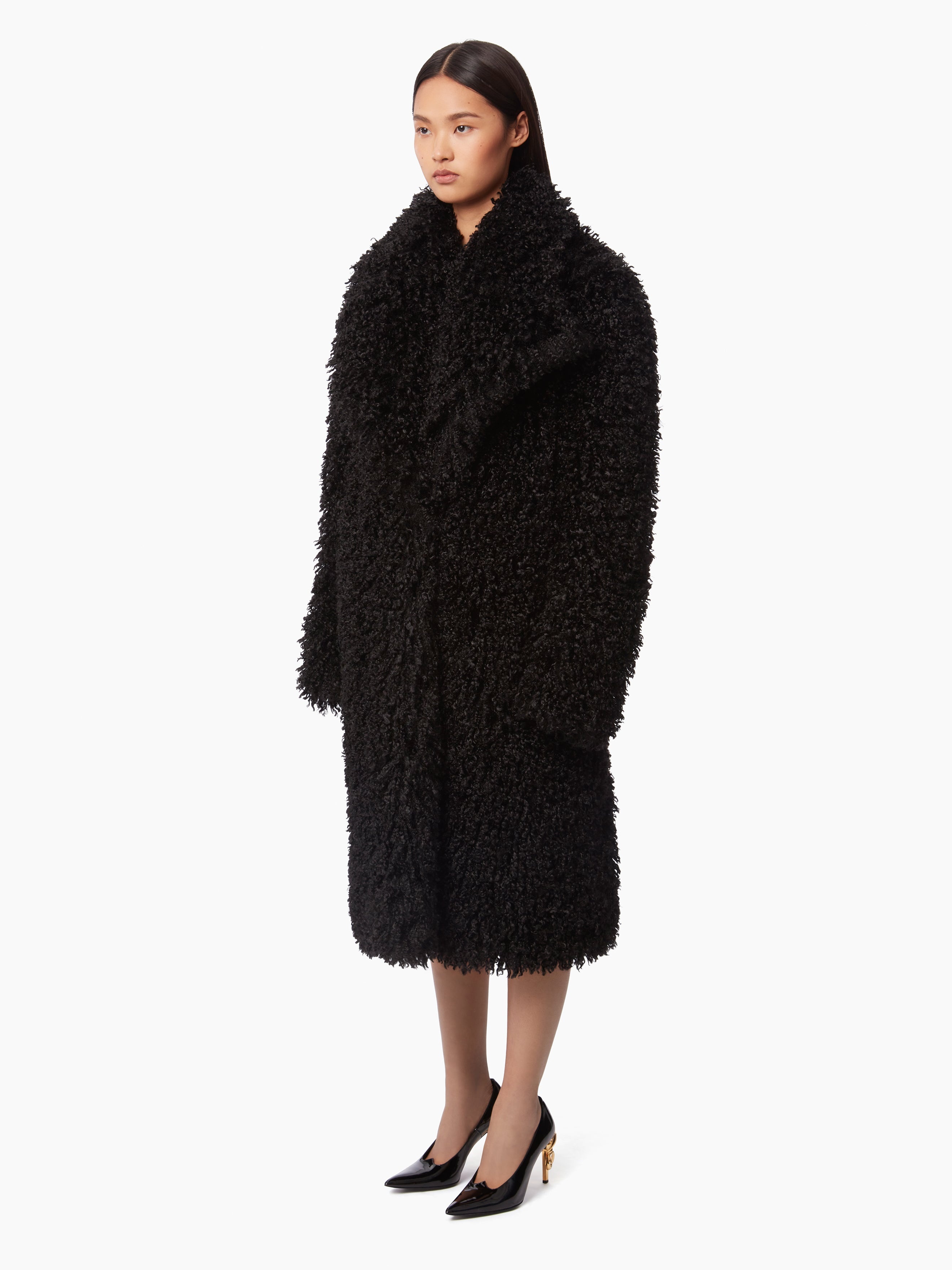 OVERSIZED COAT IN FAUX FUR - 3