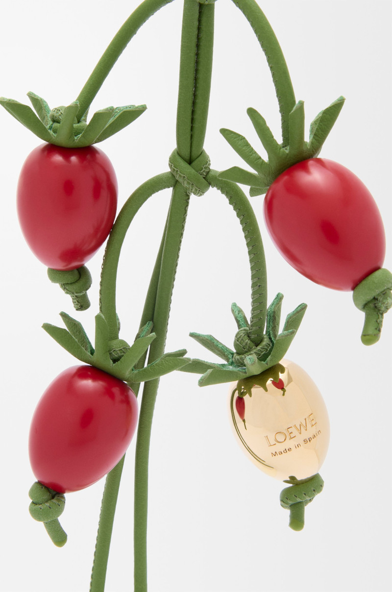 Loewe Tomato vine charm in classic calfskin outlook
