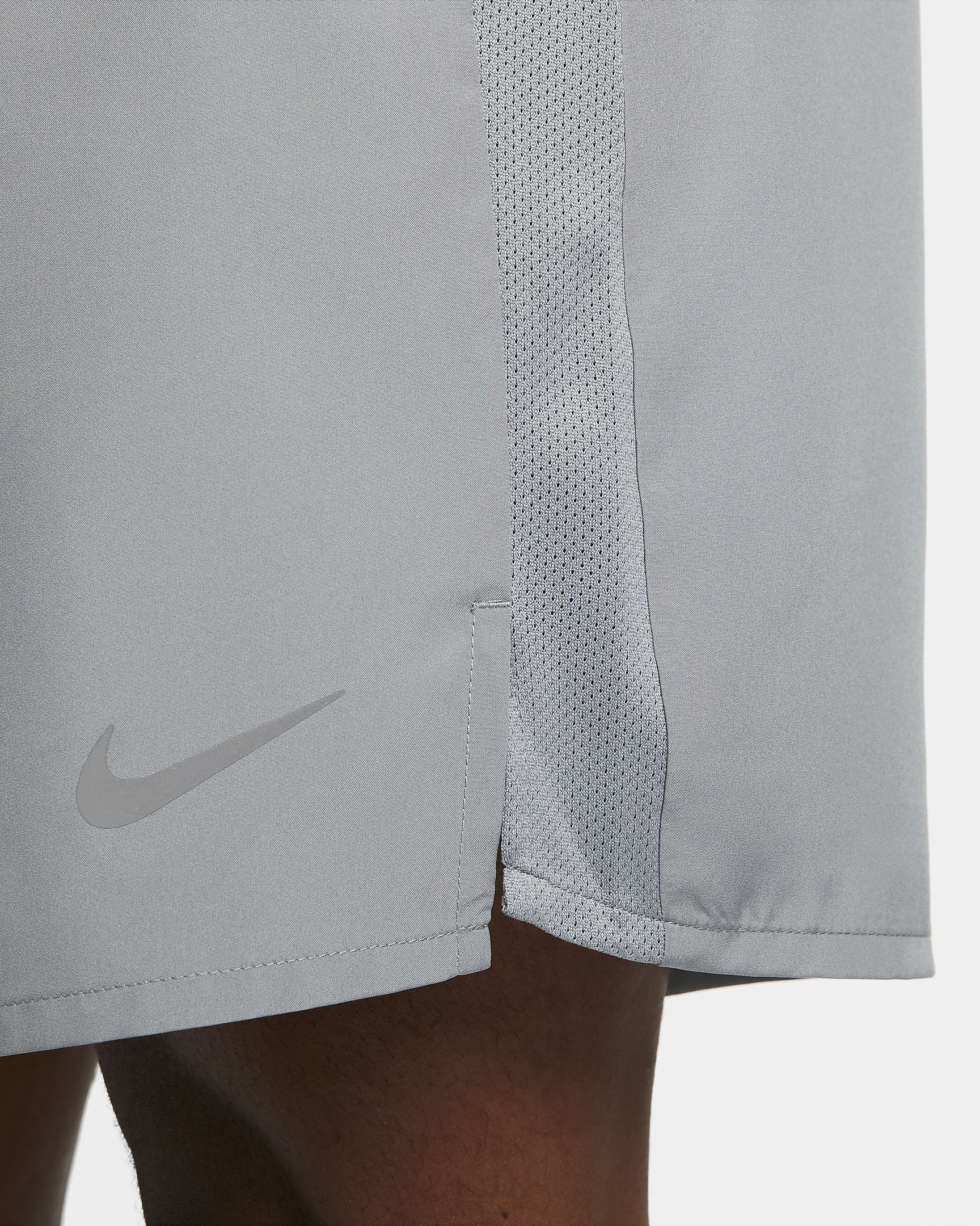 Nike Challenger Men's Dri-FIT 7" Brief-Lined Running Shorts - 6
