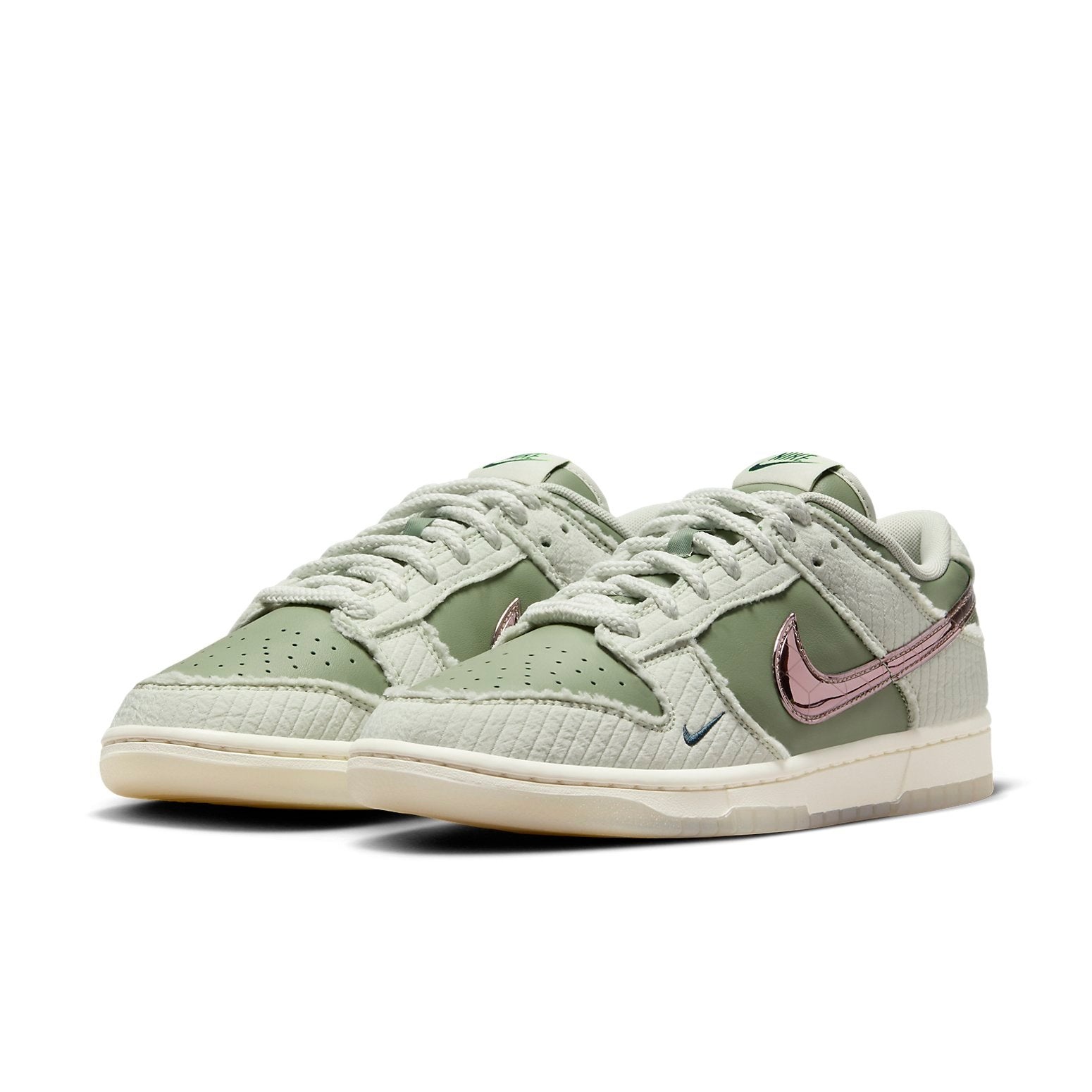 Nike x Kyler Murray Dunk Low 'Be 1 of One' FQ0269-001 - 3