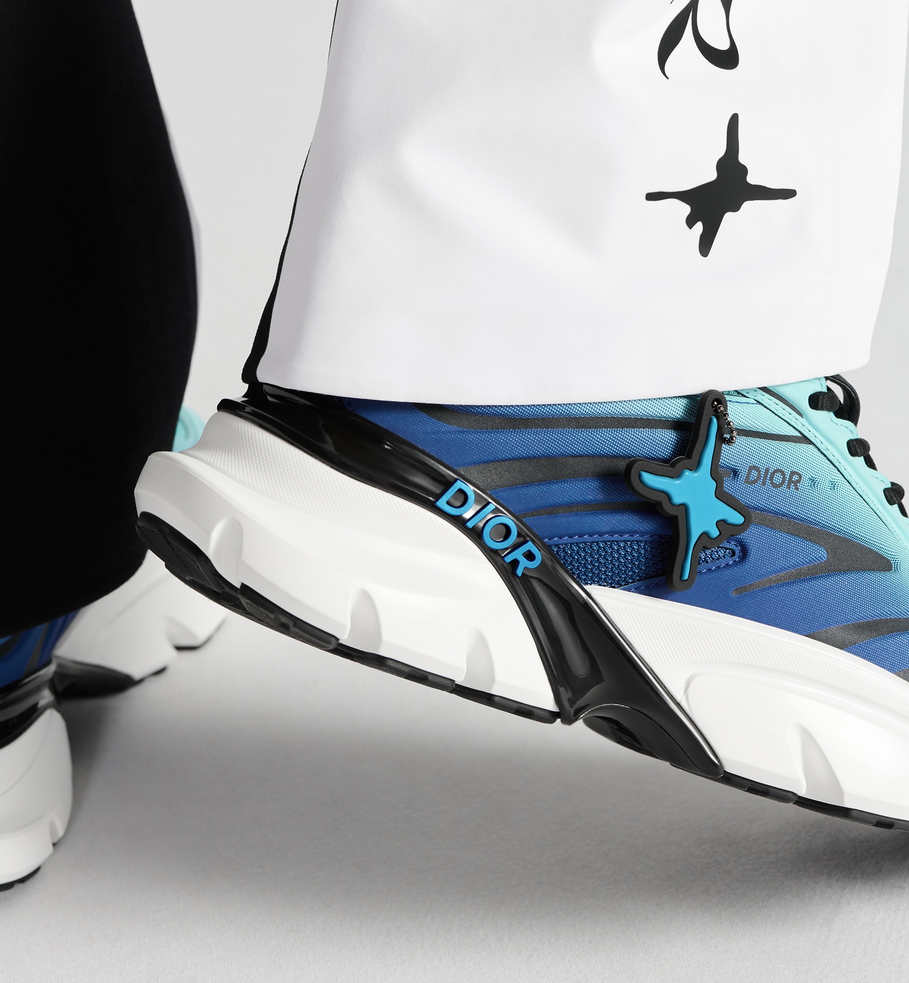 DIOR AND LEWIS HAMILTON B44 Blade Sneaker – LIMITED AND NUMBERED EDITION - 4
