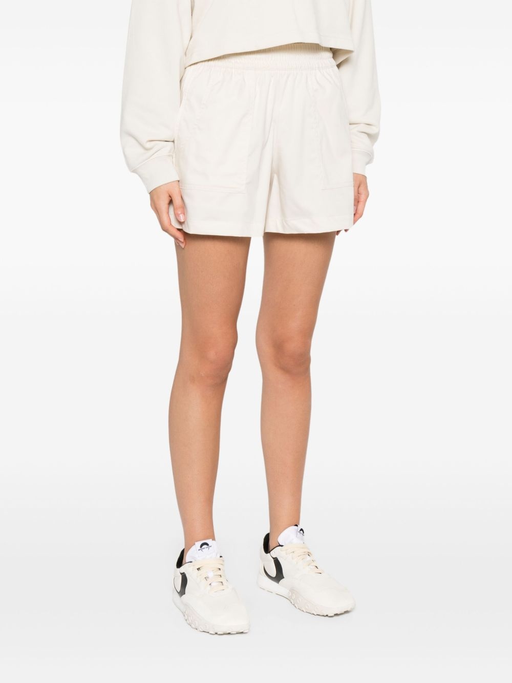 track shorts - 3