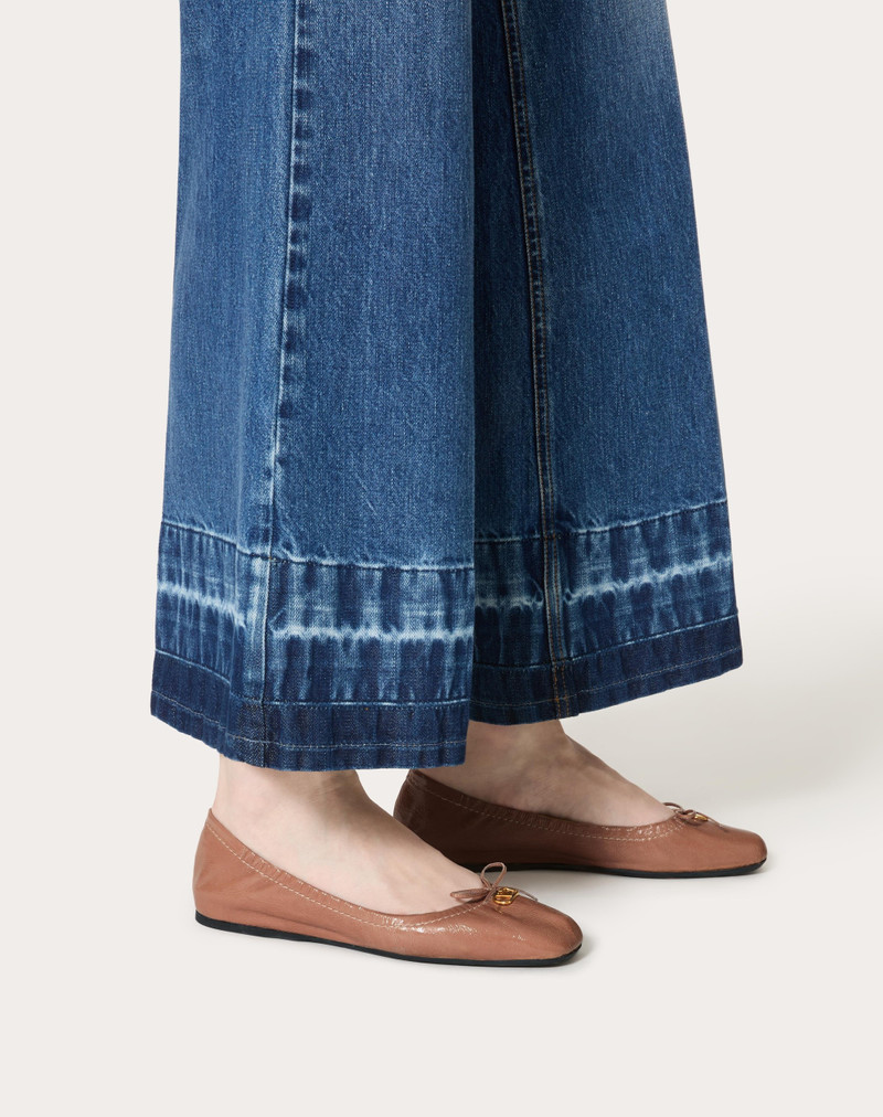 Valentino VLOGO SIGNATURE PATENT LEATHER BALLERINA outlook