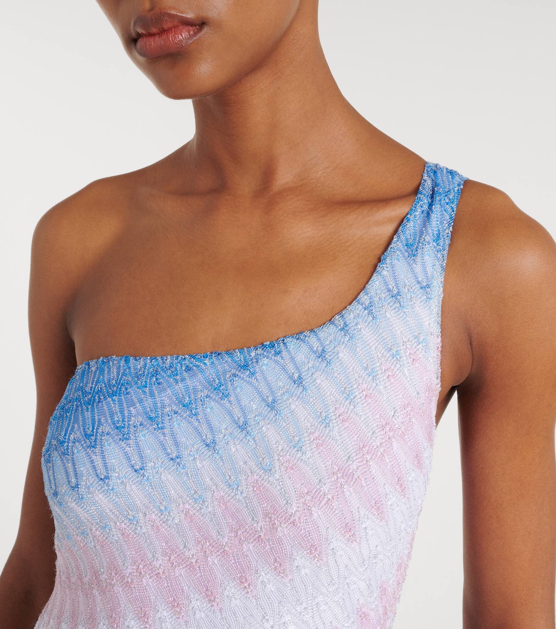 Wave one-shoulder lamé swimsuit - 4