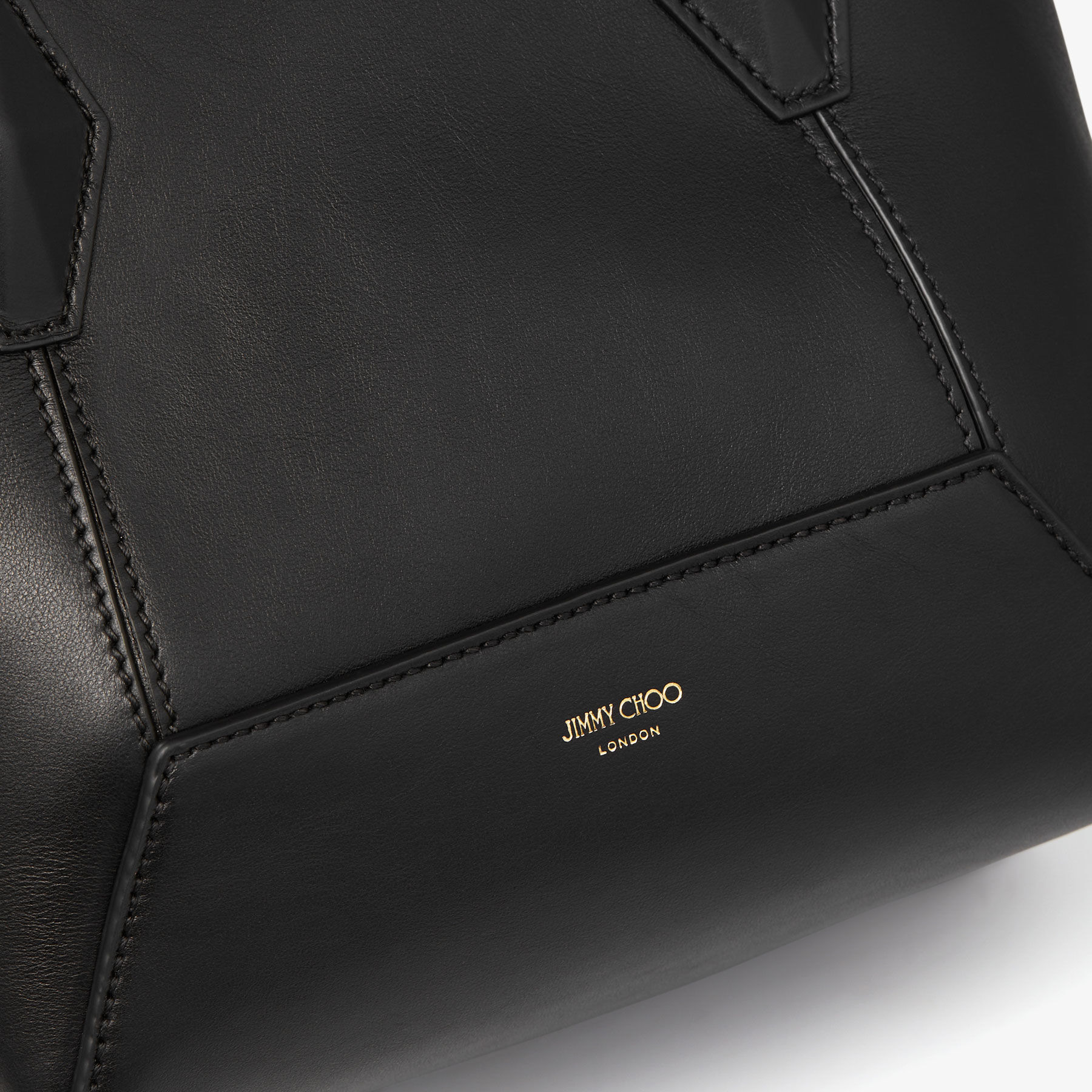 Diamond Tote/S
Black Calf Leather Tote Bag - 4
