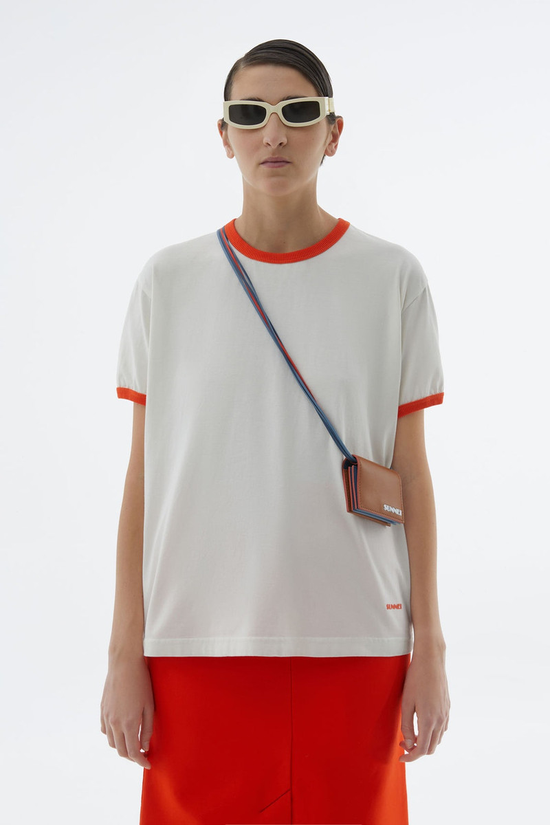 WHITE T-SHIRT WITH ORANGE PROFILES 7