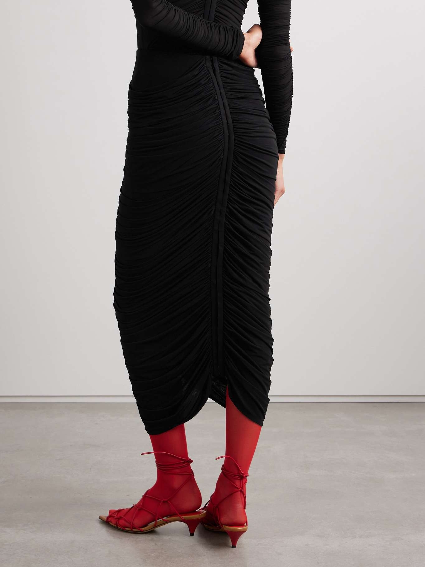 Appliquéd ruched stretch-jersey midi skirt - 3