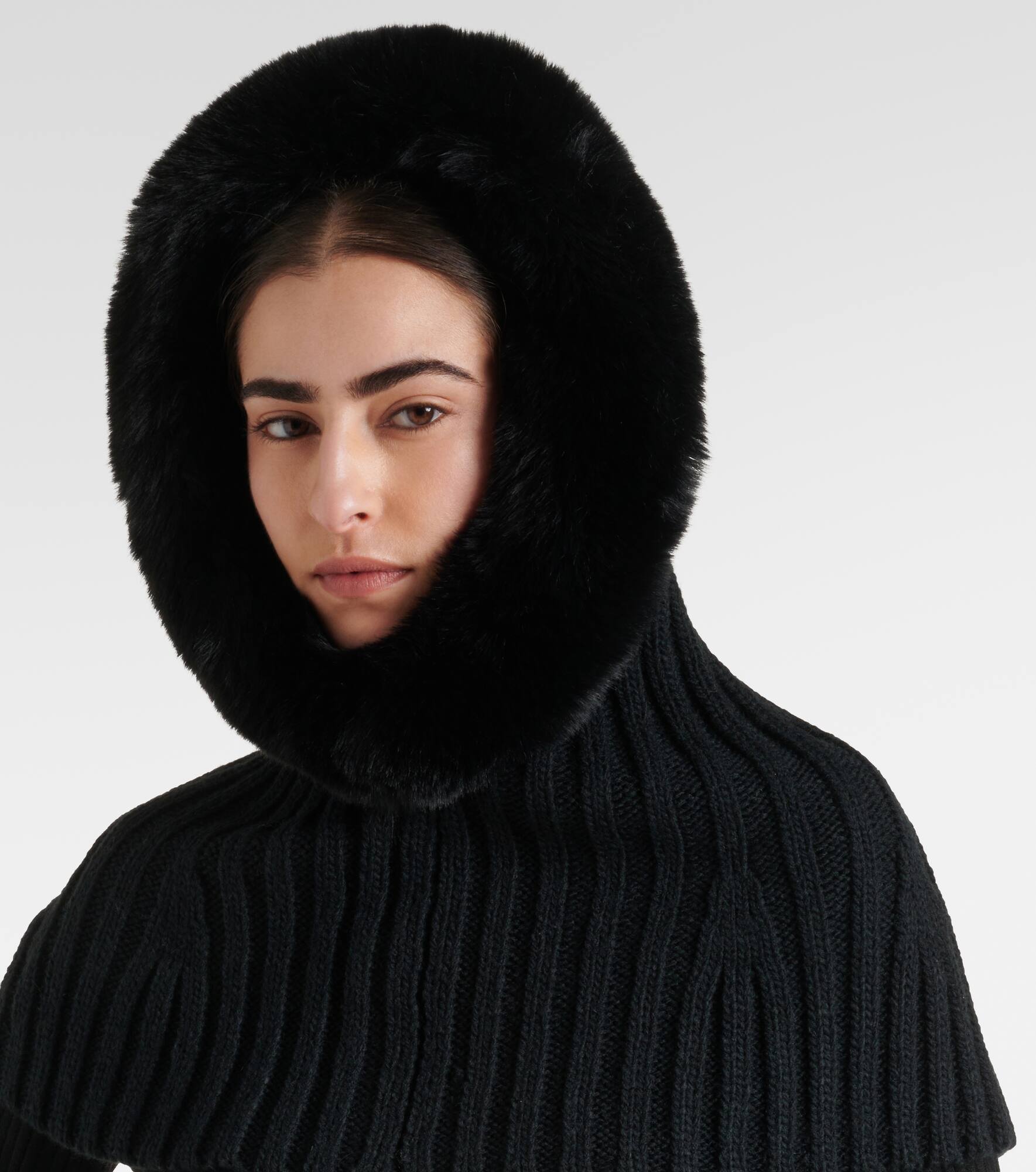 Naomi faux fur-trimmed hood - 2