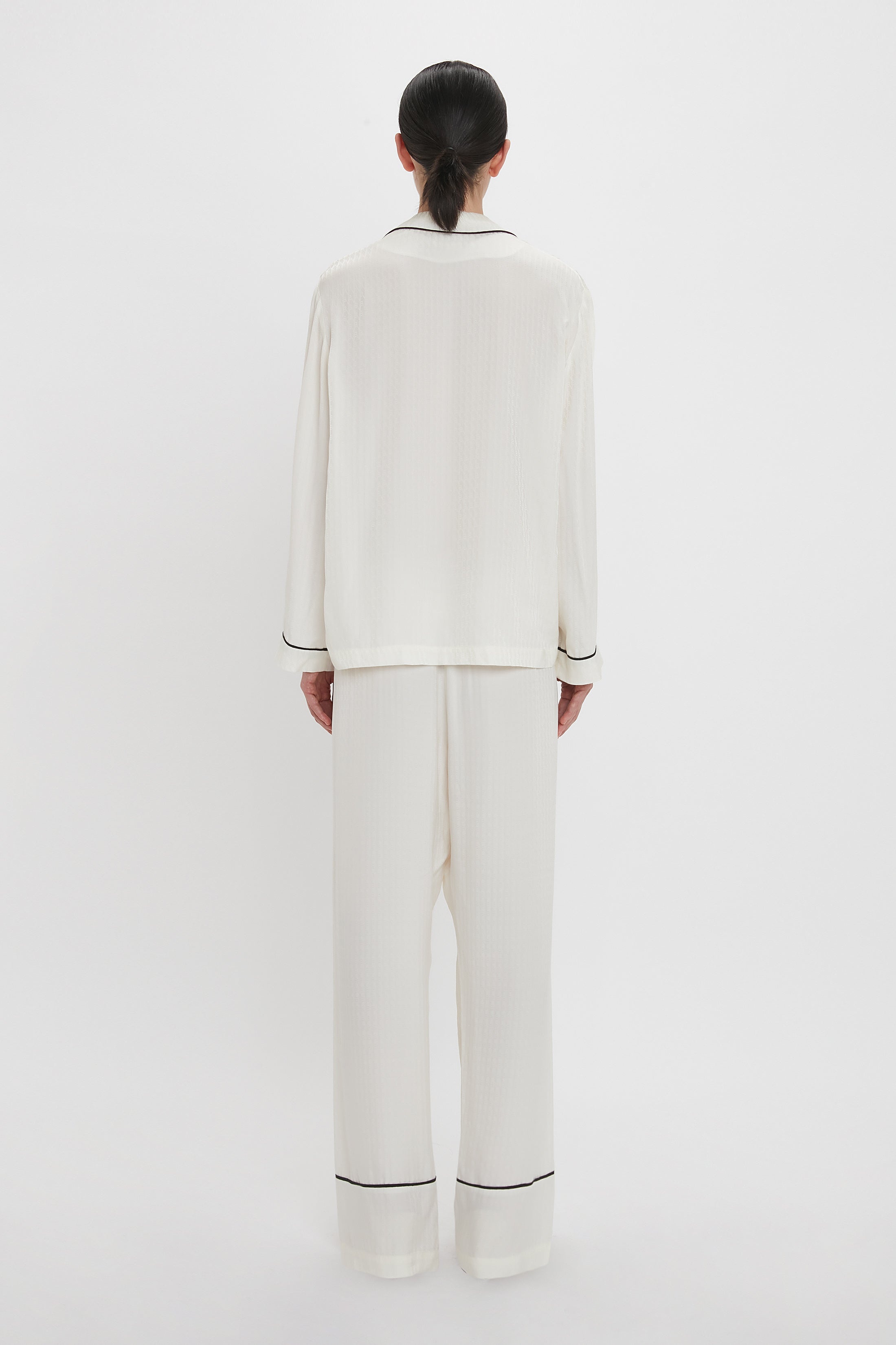 VB Monogram Pyjama Sleep Set In Ivory - 4