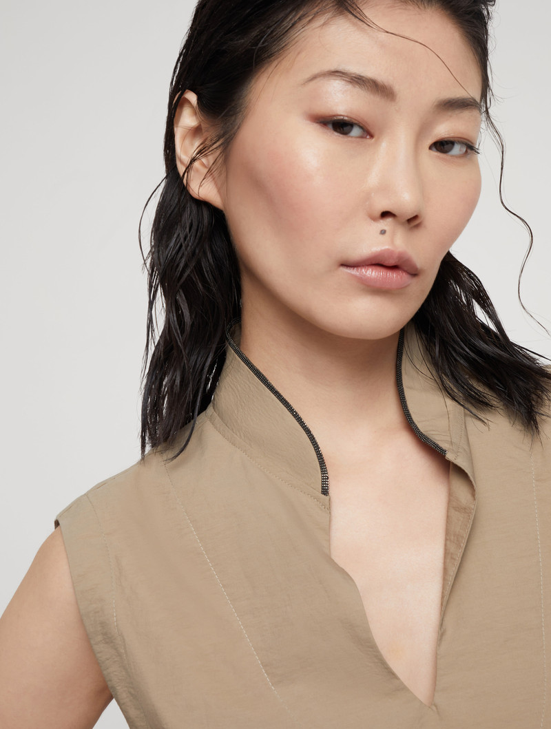 Techno cotton poplin dress with raffia belt and shiny trim 3