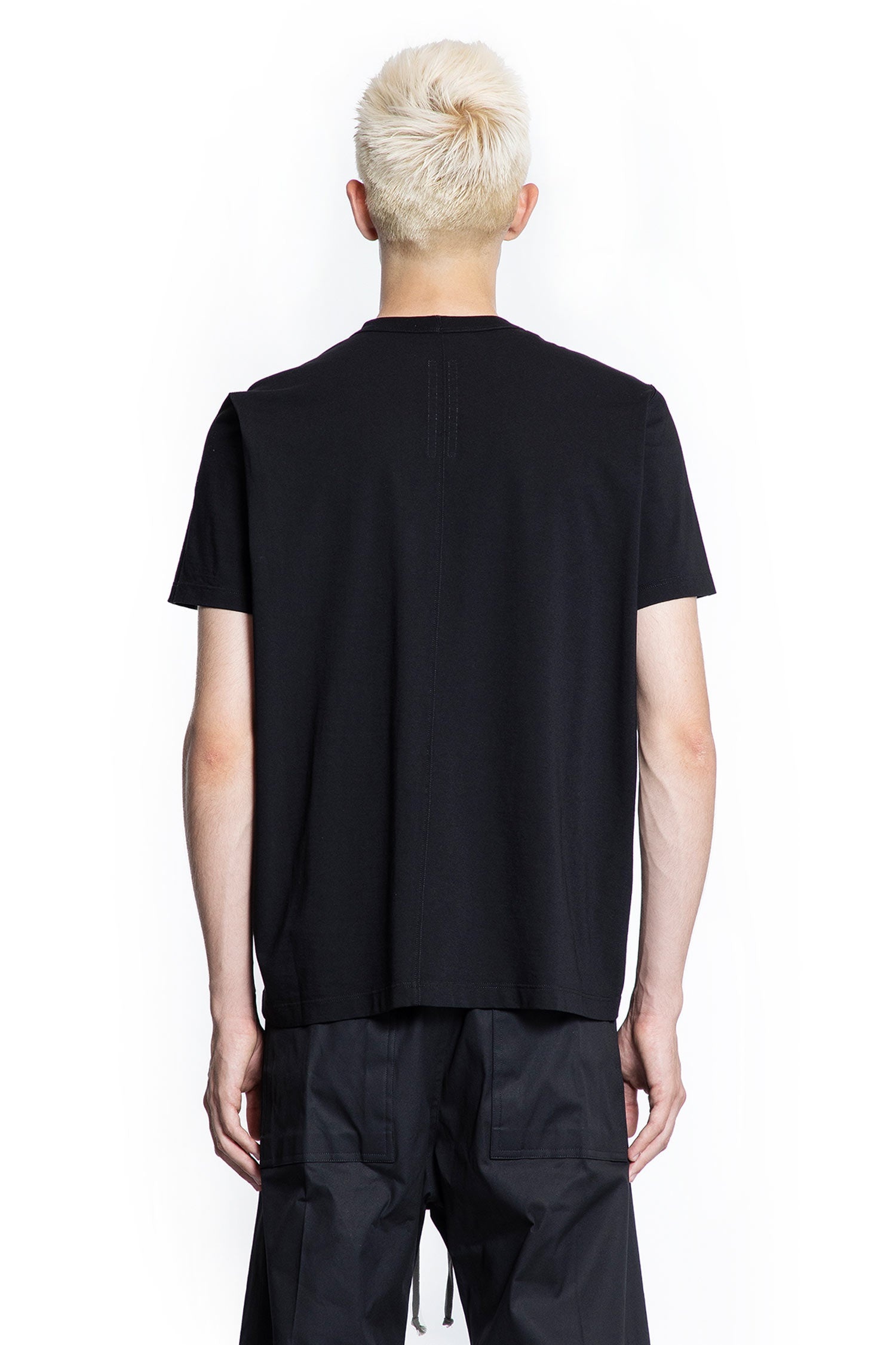 Forever-Short-Level-T-In-Classic-Cotton-Jersey - 3