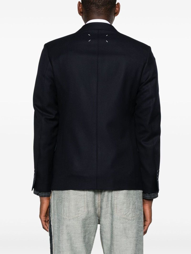 single-breasted blazer 4