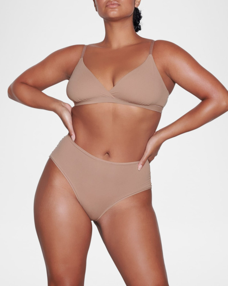 SKIMS Fits Everybody Crossover Bralette outlook
