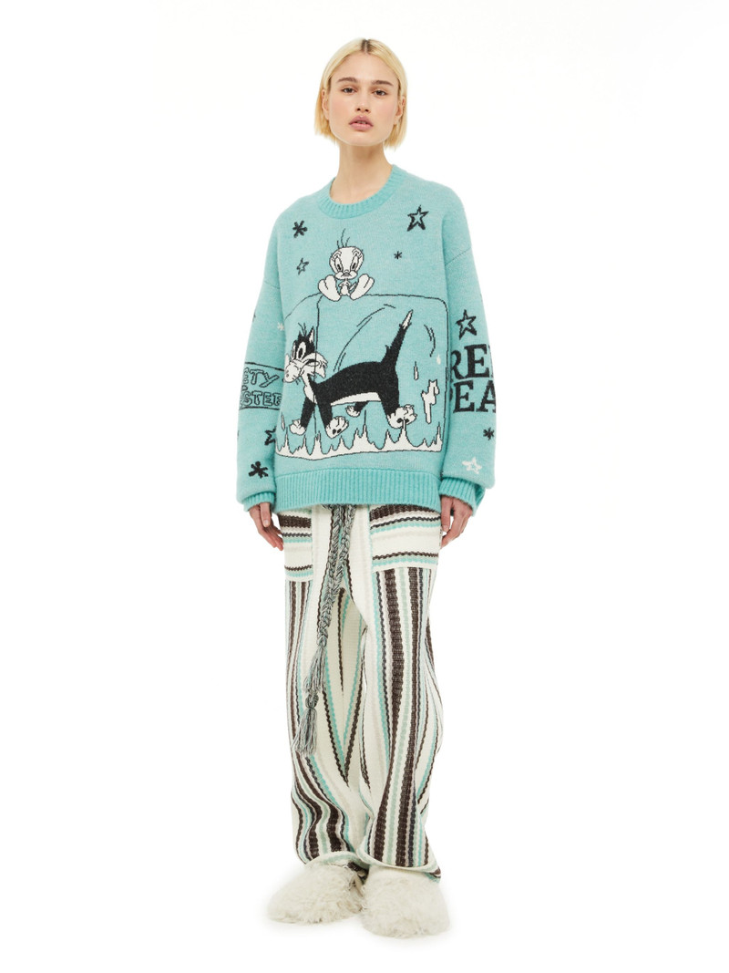 Freezy Peazy Sweater 4