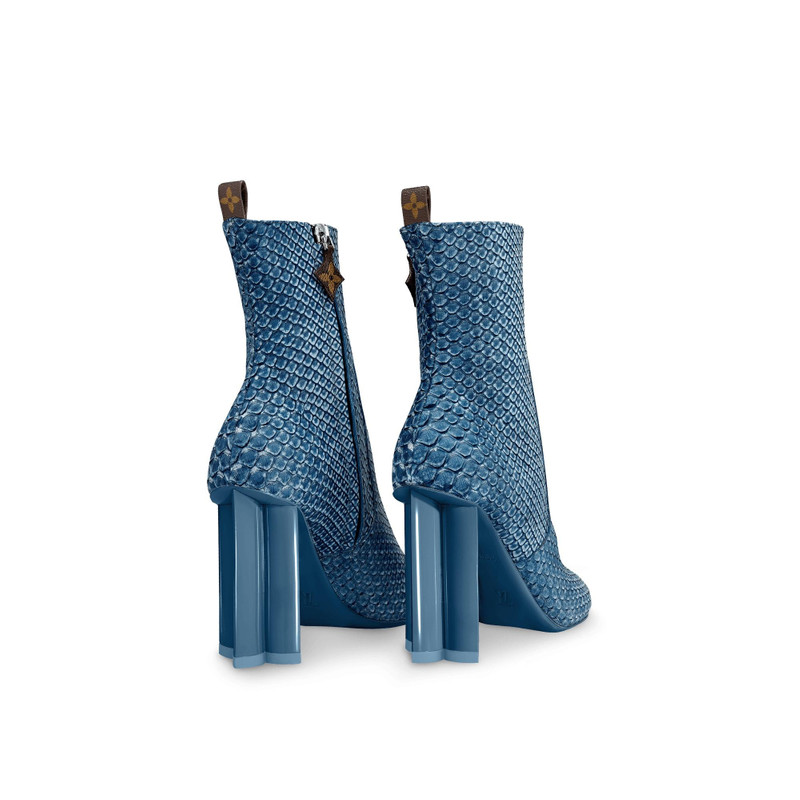 Silhouette Ankle Boot 3