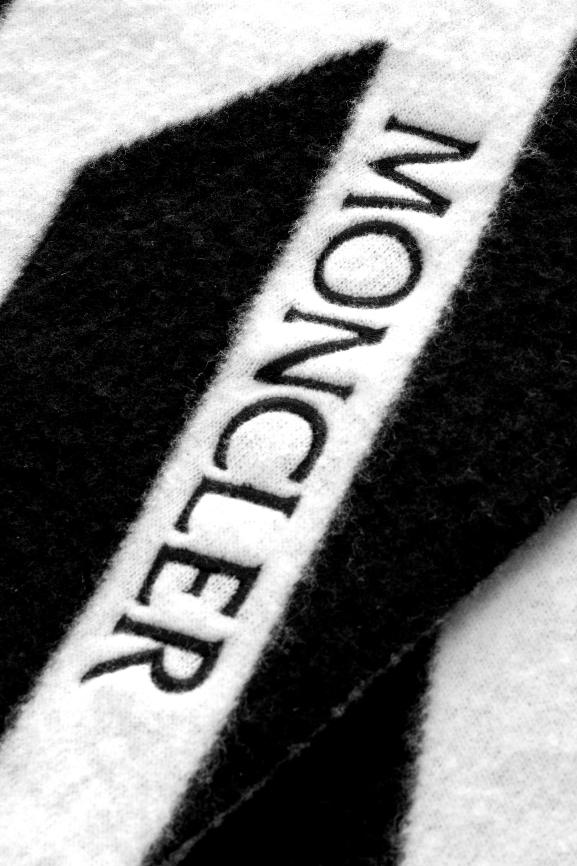 Intarsia-Knit Scarf - 6