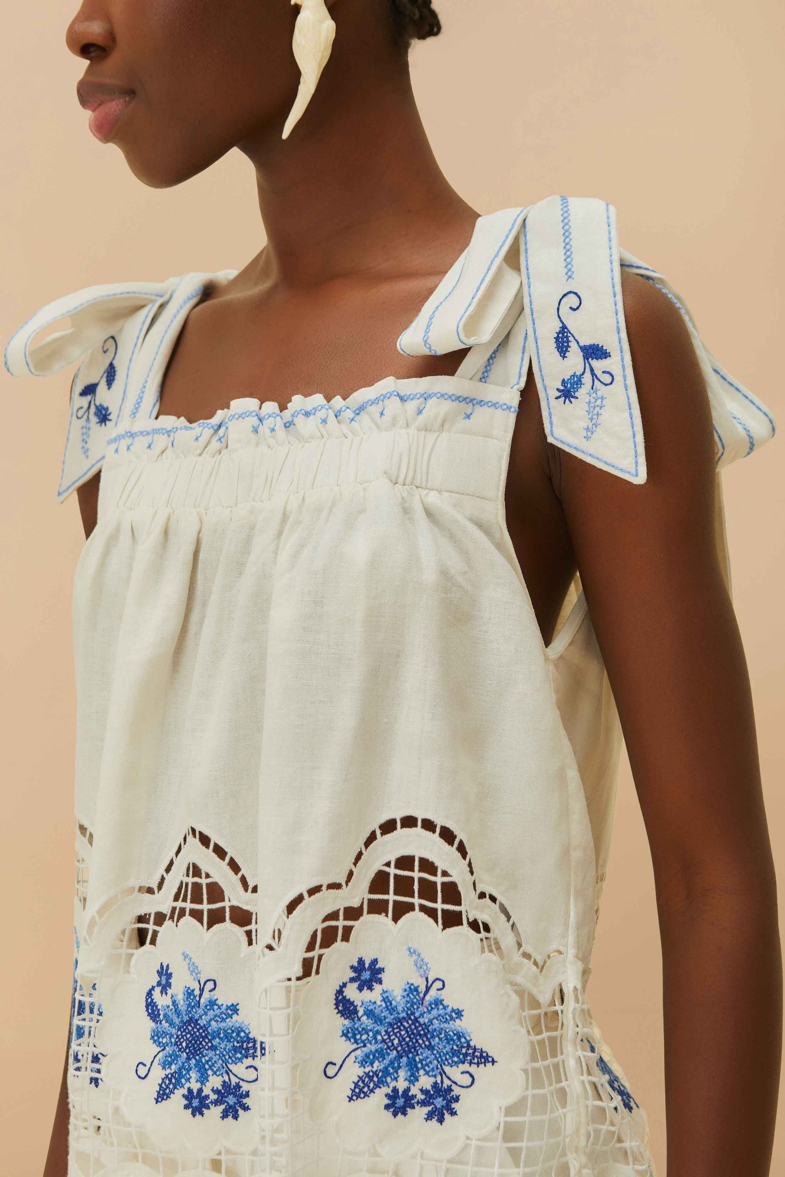 White Daisy Embroidery Lenzing™ Ecovero™ Euroflax™ Blouse - 3