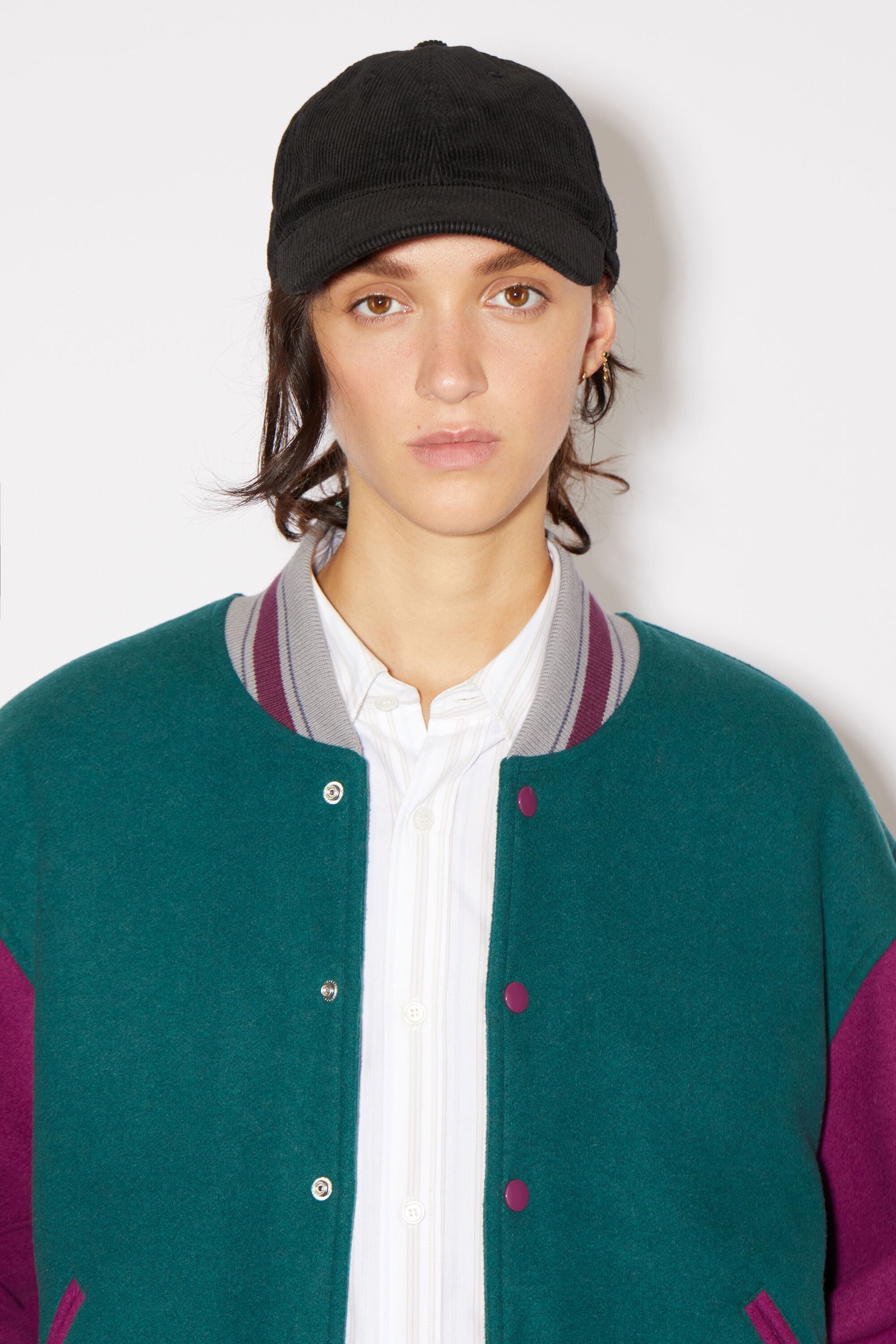 Micro Face patch cap - Black 2