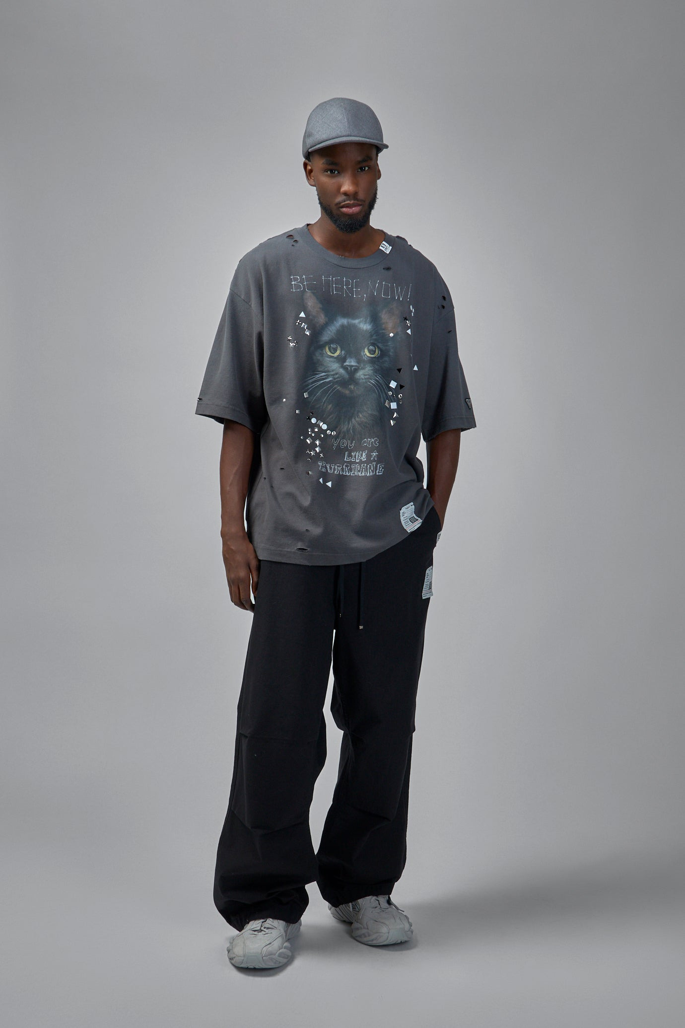Cat Printed Embellished Distressed T-Shirt - 2