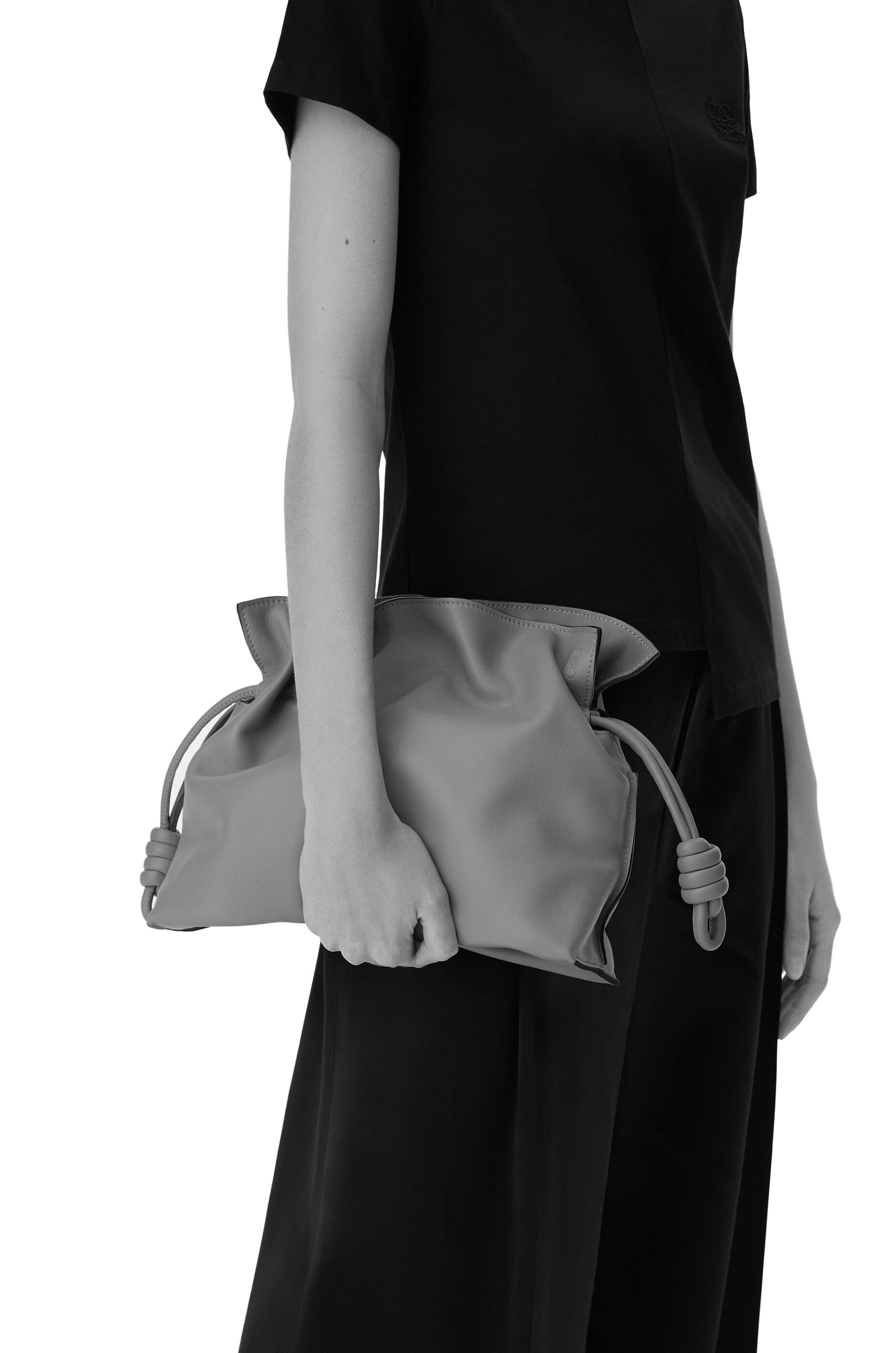 Flamenco clutch in nappa calfskin 2
