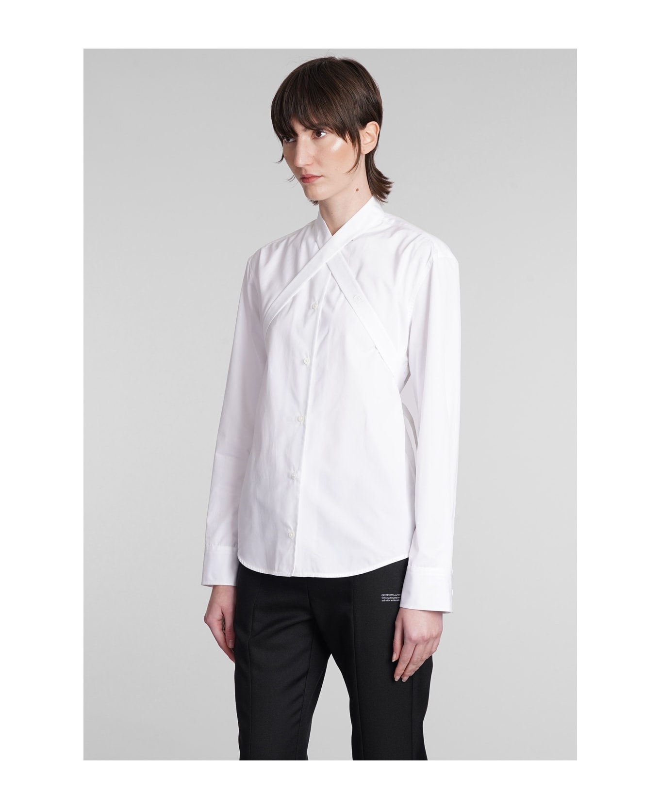 Cross-collar Curved Hem Shirt - 4