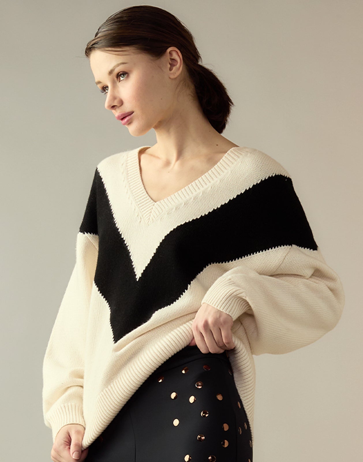 Collegiate V-Neck Sweater - 2