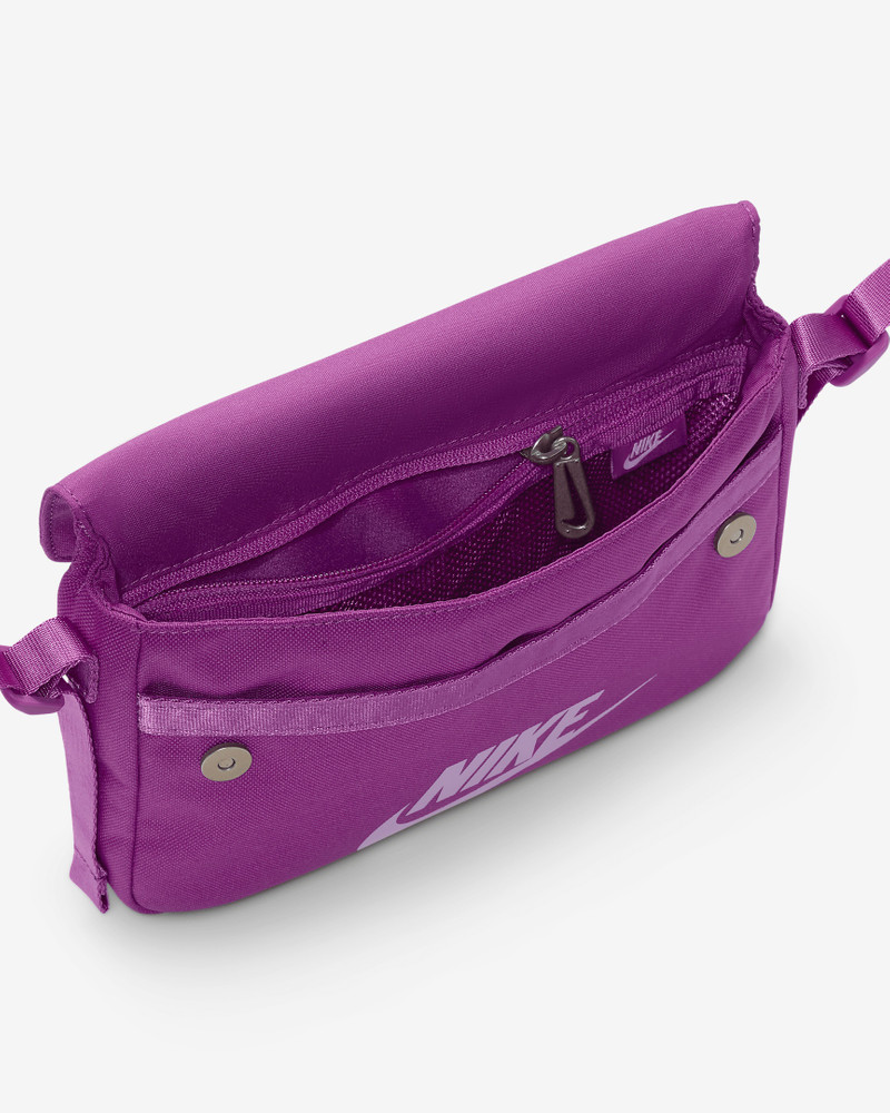 Nike Sportswear Women's Futura 365 Crossbody Bag (3L) 5