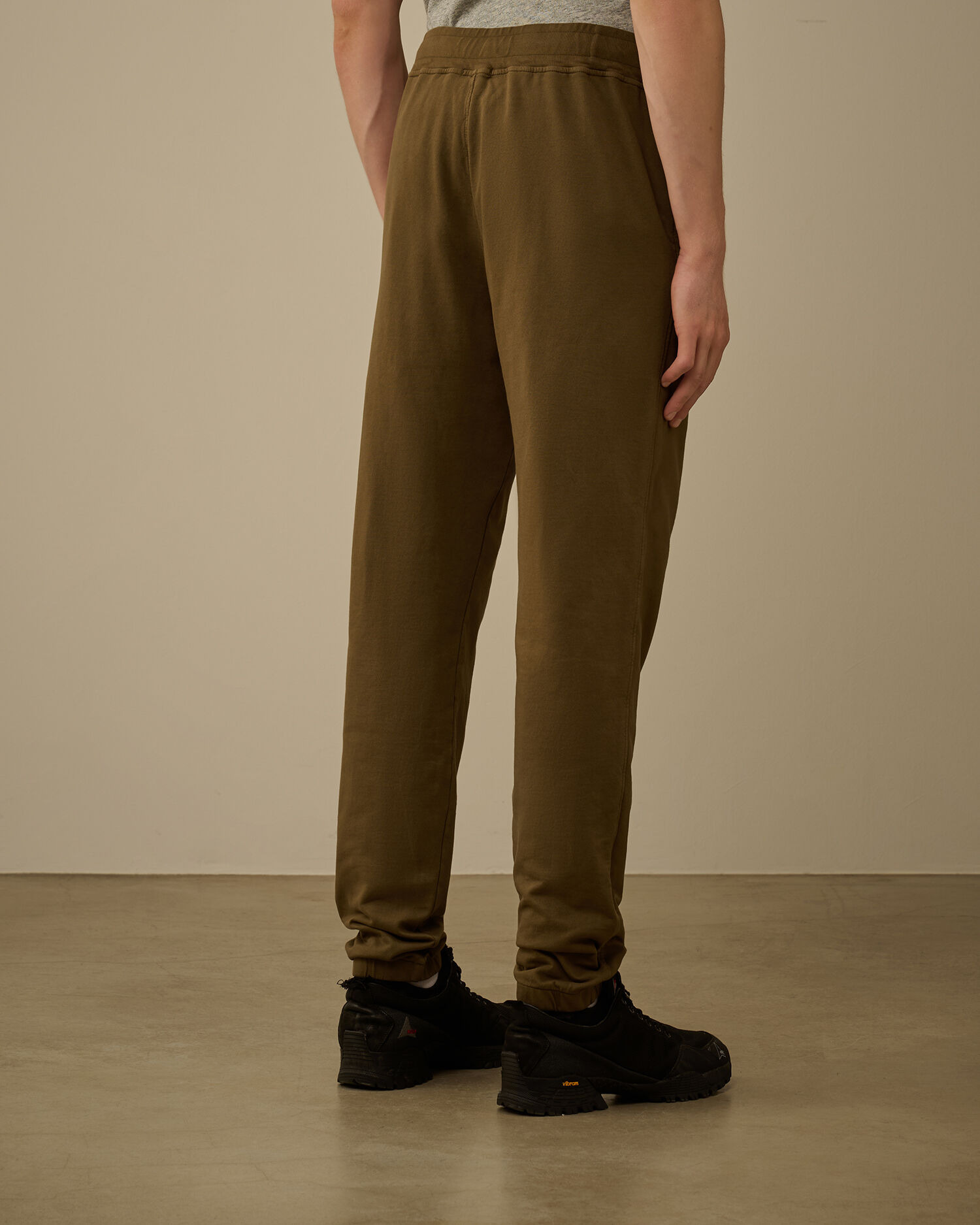 Light Fleece Lens Sweatpants - 4