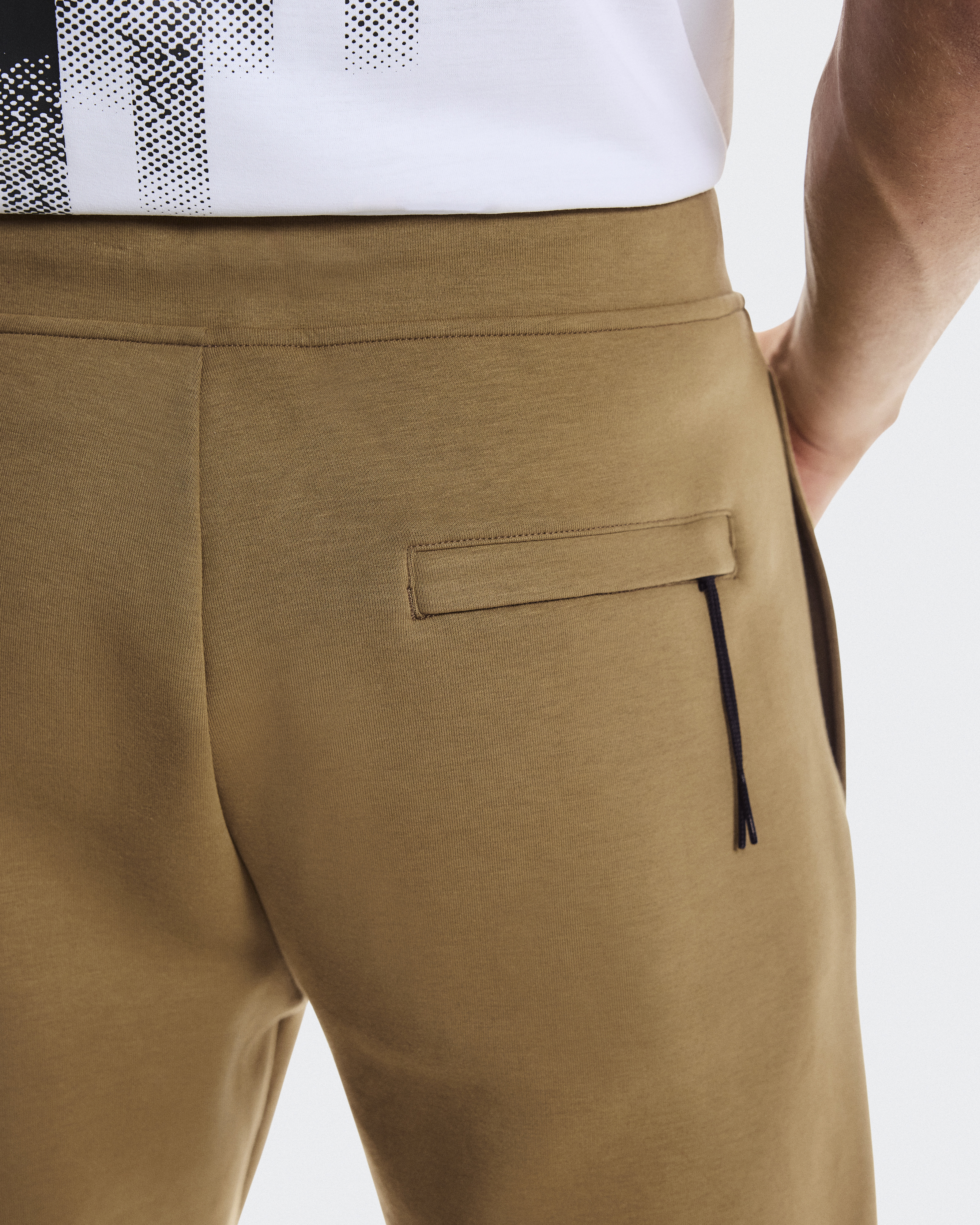 Focus Tech Sweatpants - 5
