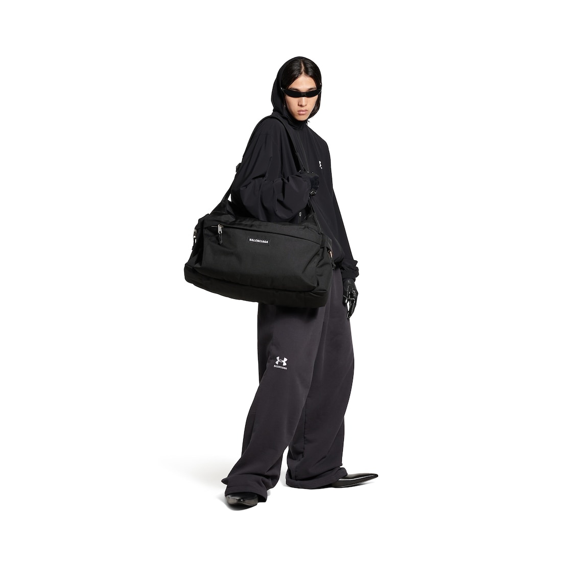 Men's Explorer Medium Multipocket Weekender in Black - 6