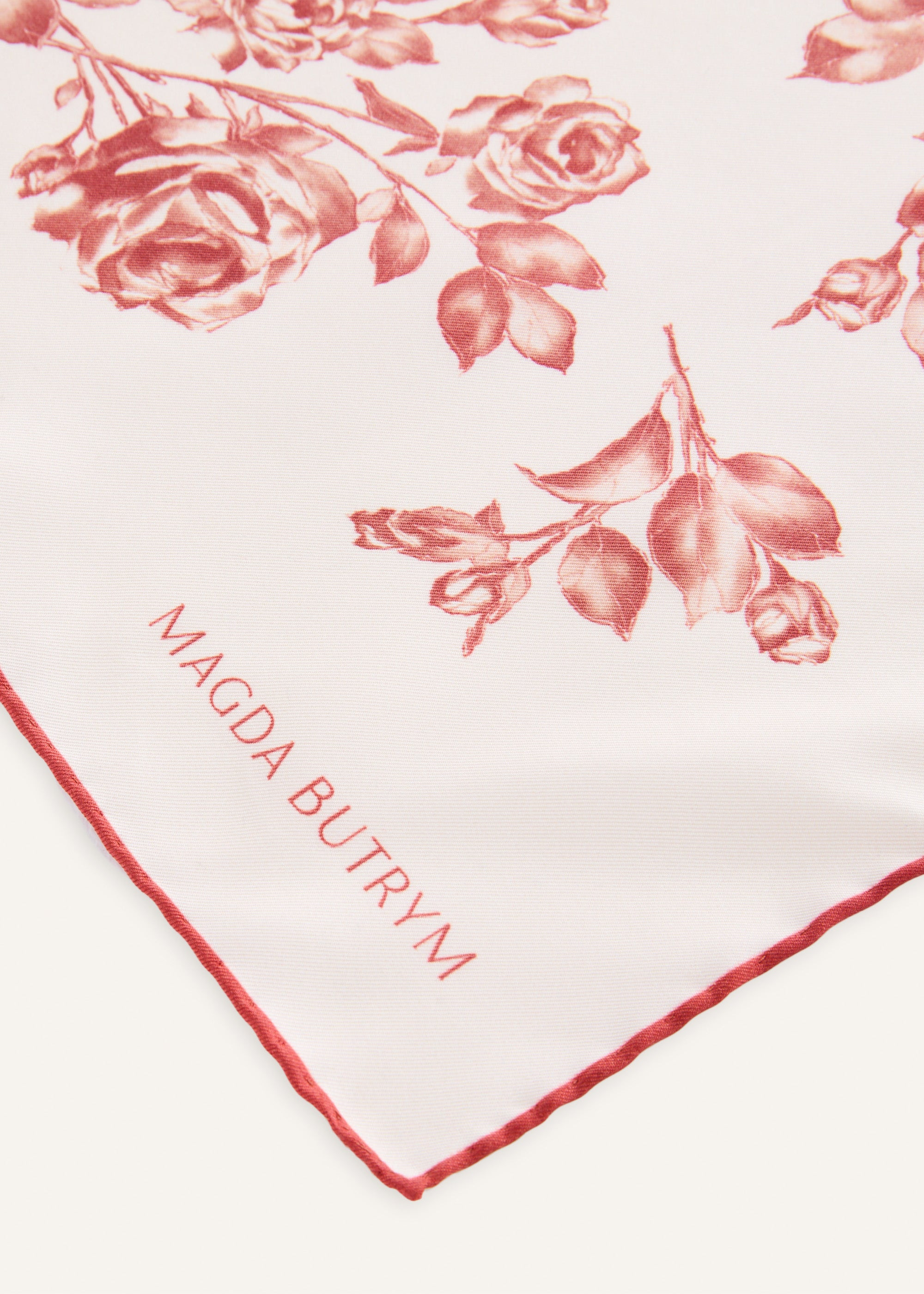 Rose-print silk scarf in beige and red - 3