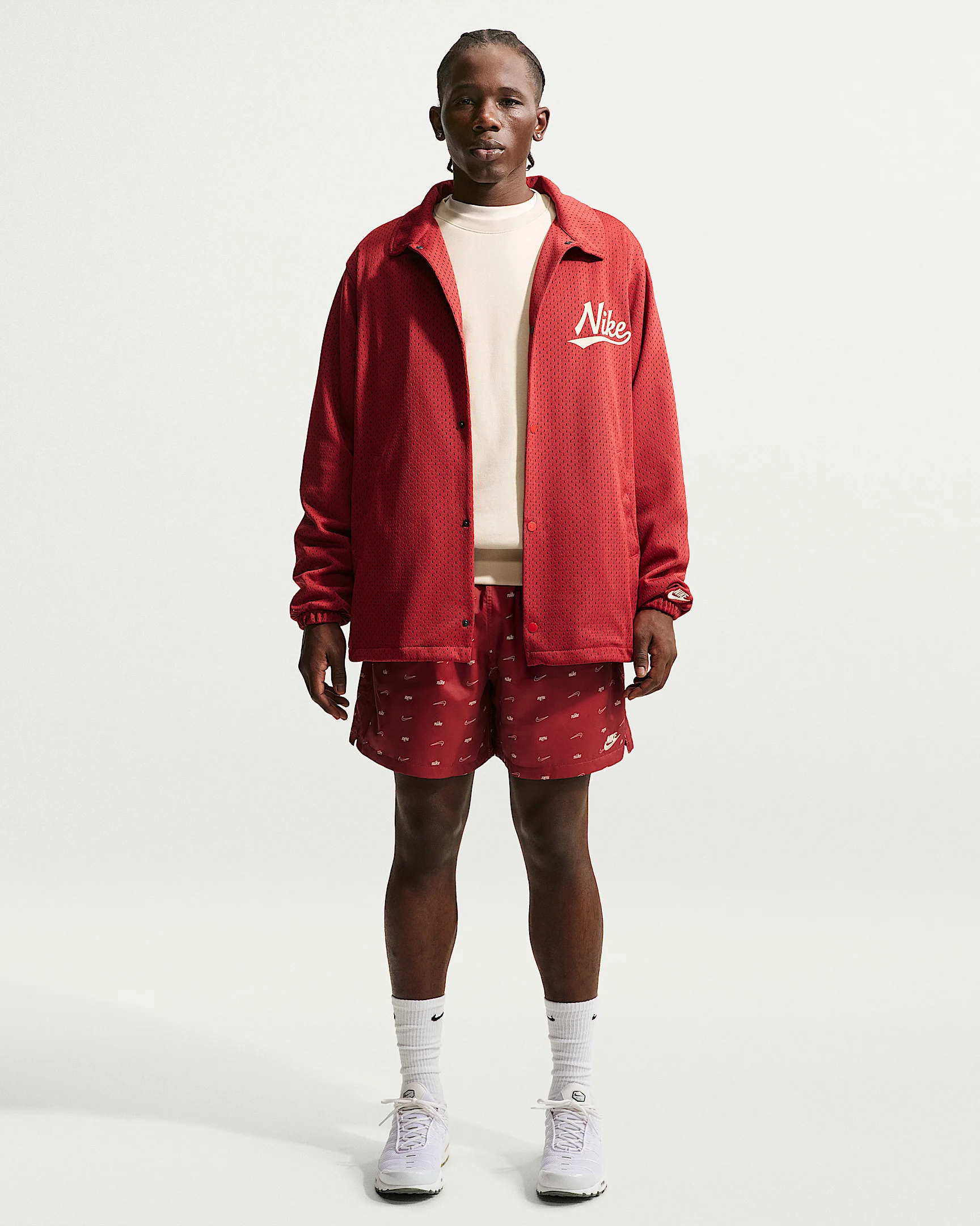 Nike Sportswear Club Men's Woven Flow Shorts - 1