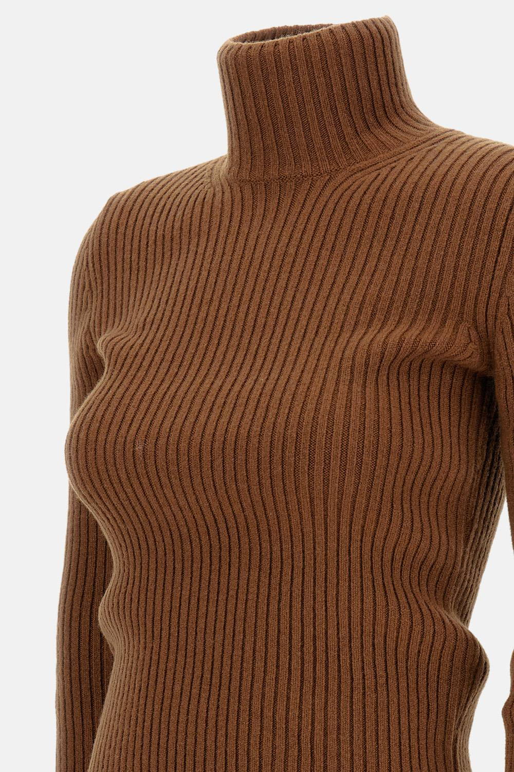 ARAL Turtleneck Sweater - 3