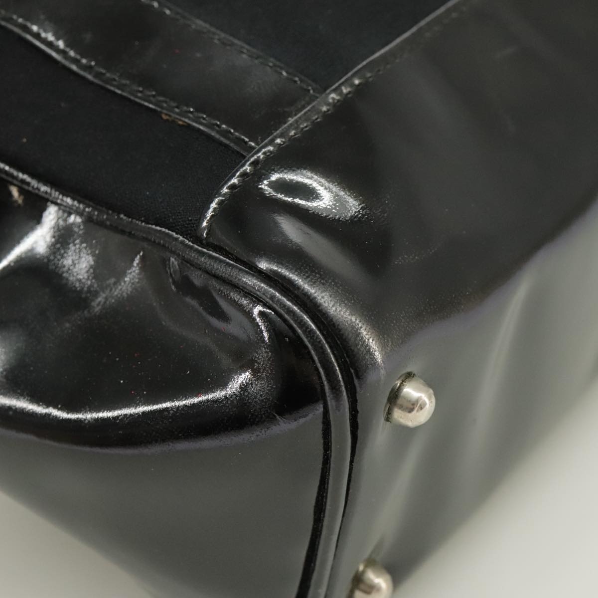 GUCCI Hand Bag Enamel Black - 14