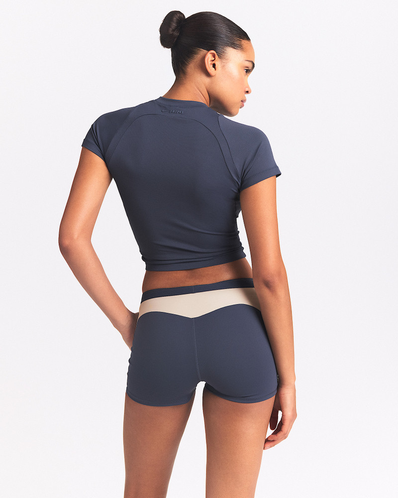 NikeSKIMS Matte Shine Mix Women's 2" Shorts 5