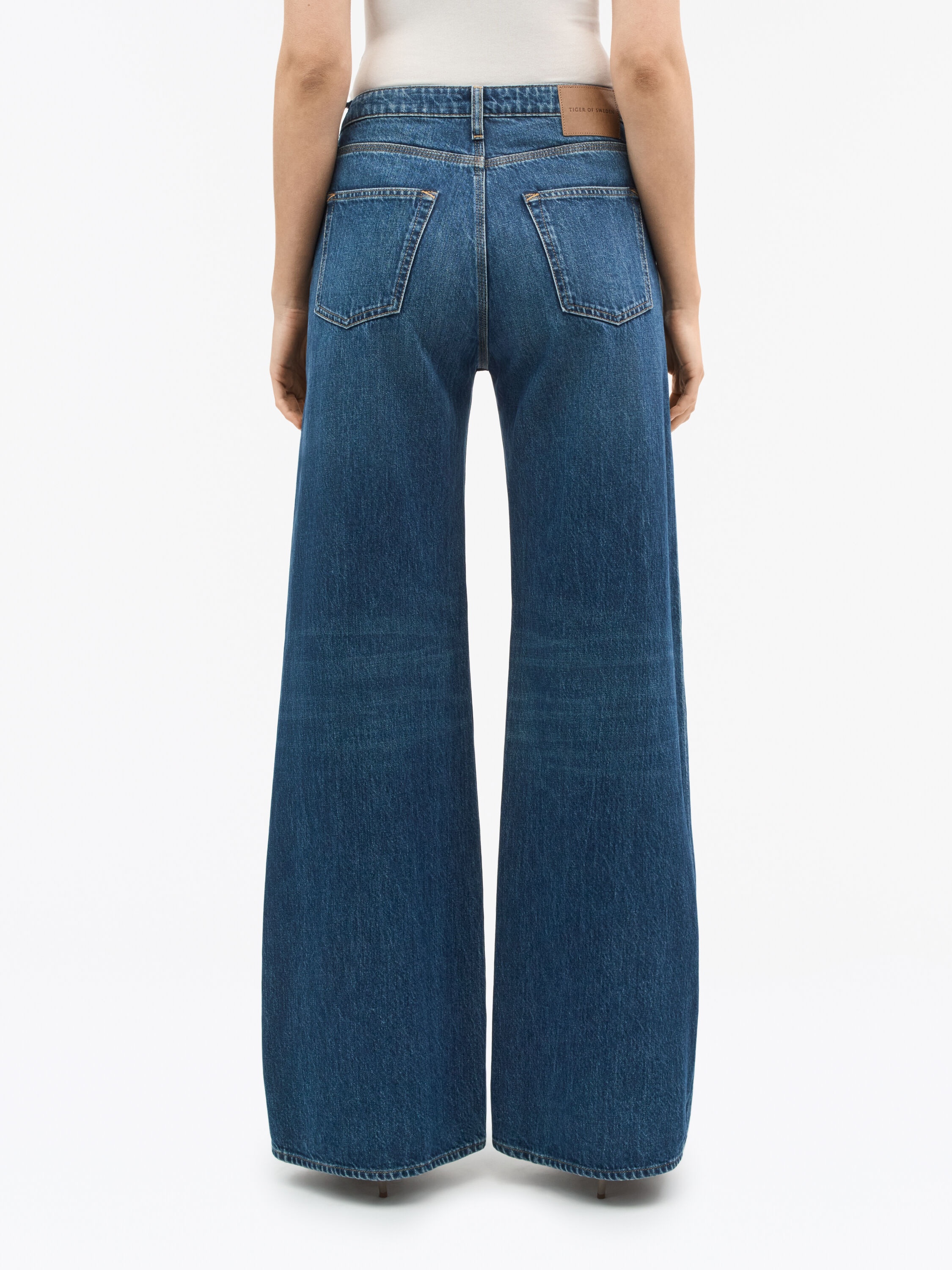 Kinne Relaxed-Fit Jeans - 5