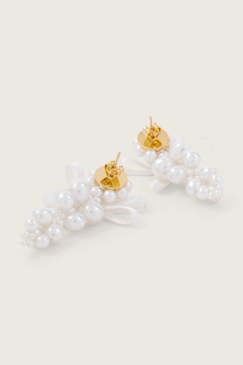 Petite Bow Cluster Earrings 3