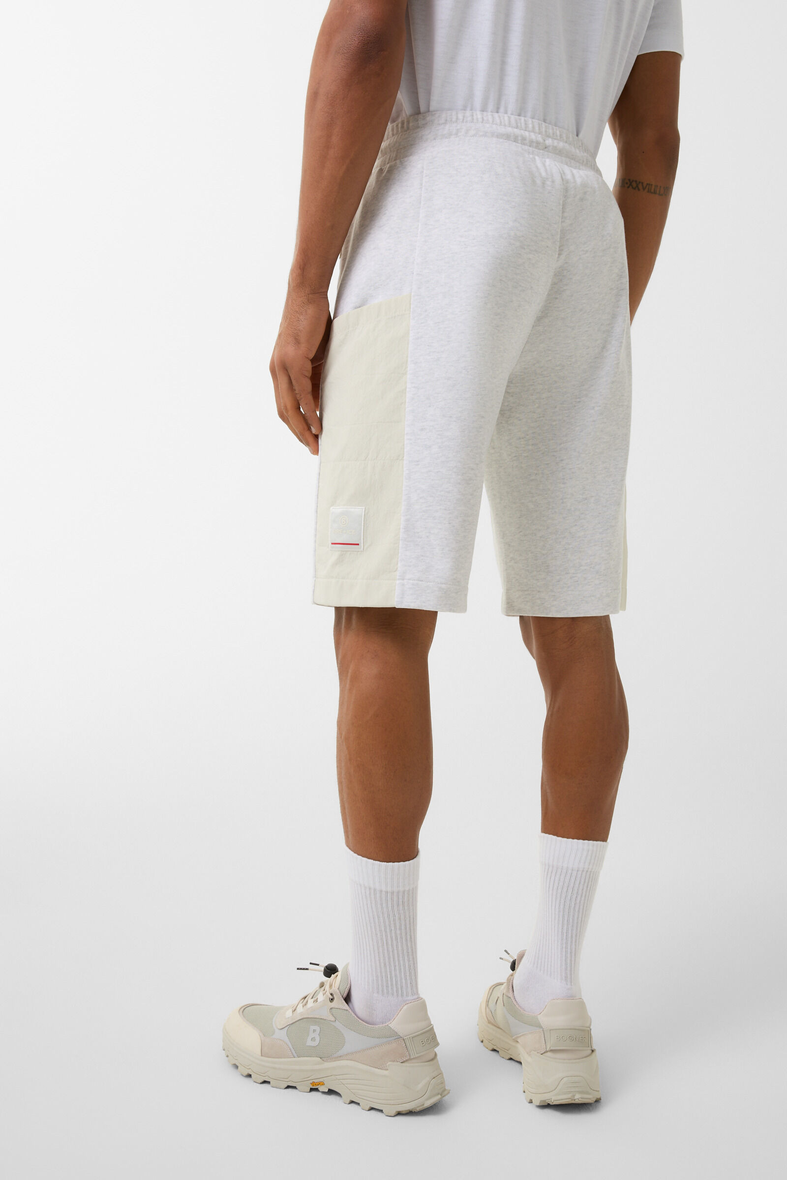 Leif sweatshorts in Light gray/sand - 3